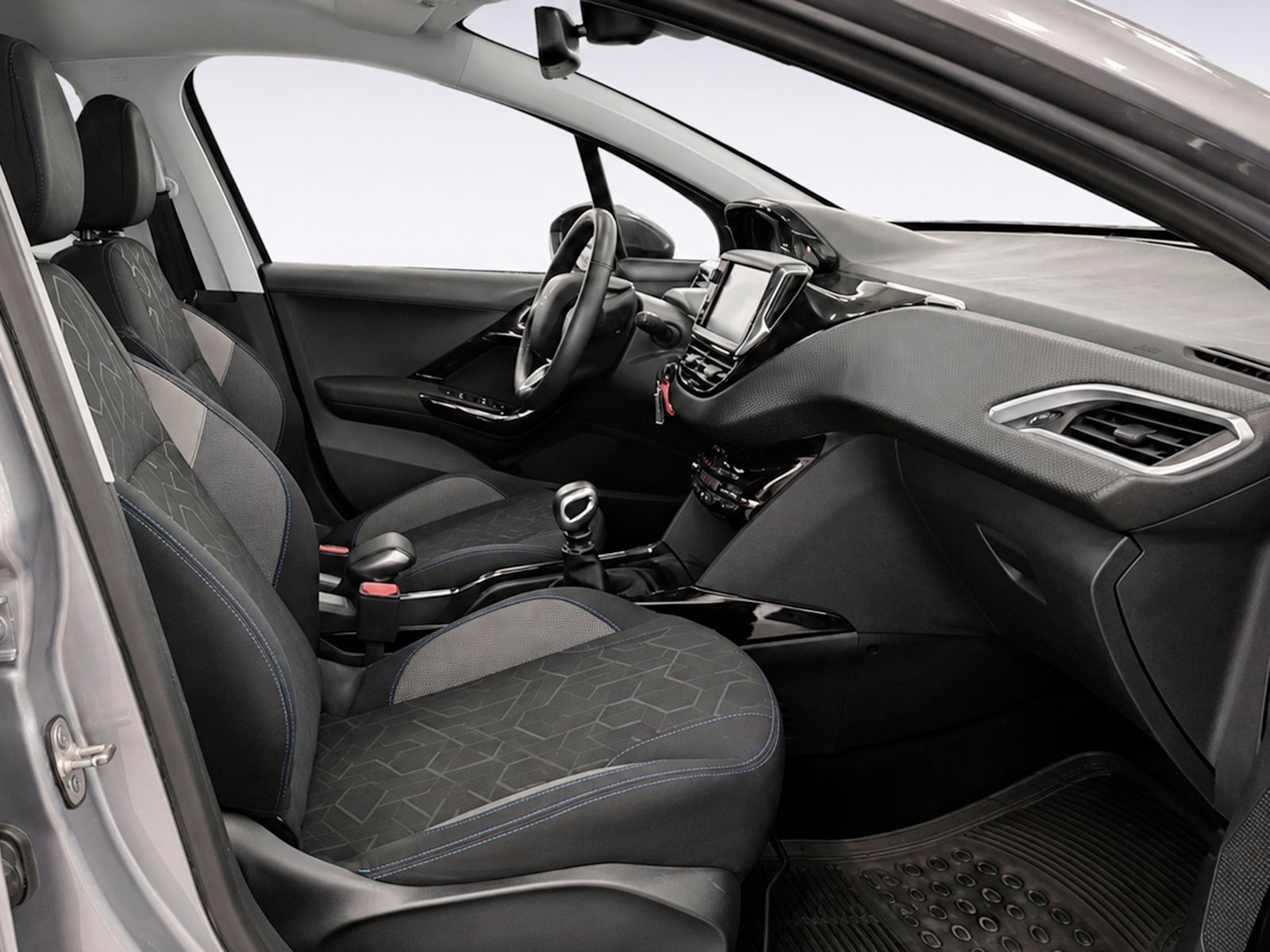 Peugeot 2008 PureTech 130 Signature - foto 12