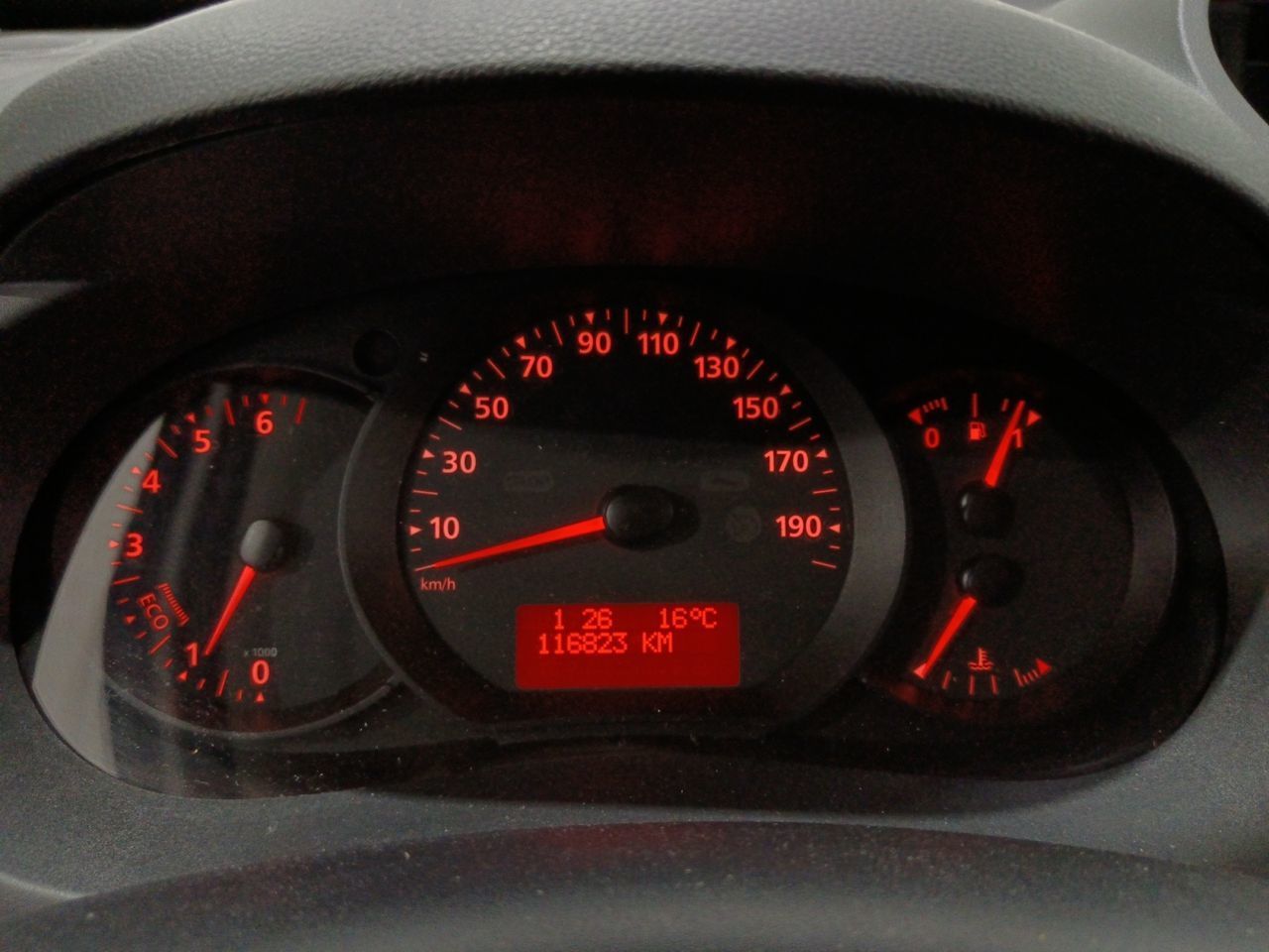 Nissan NV250 Furgon 1.5 dCi Profesional - foto 14