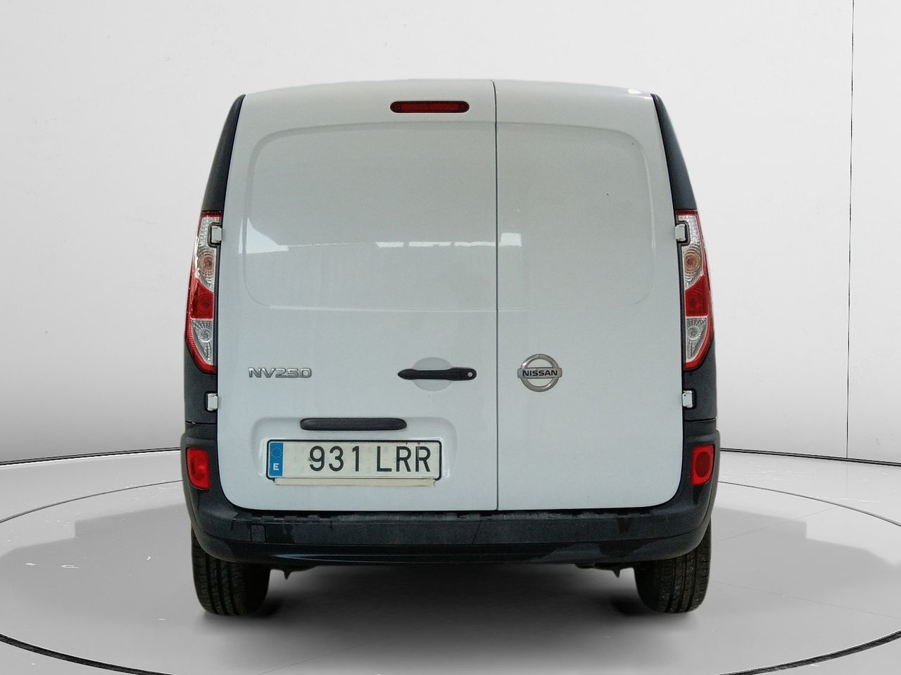 Nissan NV250 Furgon 1.5 dCi Profesional - foto 3