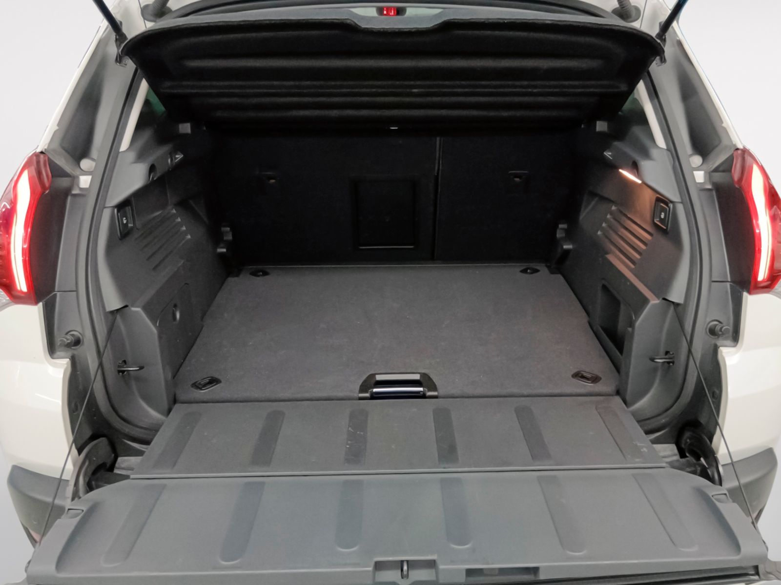 Peugeot 3008 1.2 PureTech Allure - foto 13