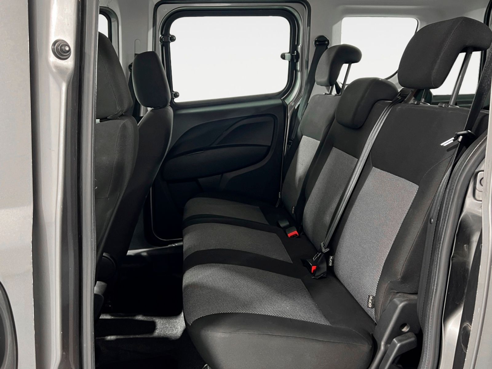 Fiat Doblò Panorama 1.3 MultiJet Pop N1 - foto 12