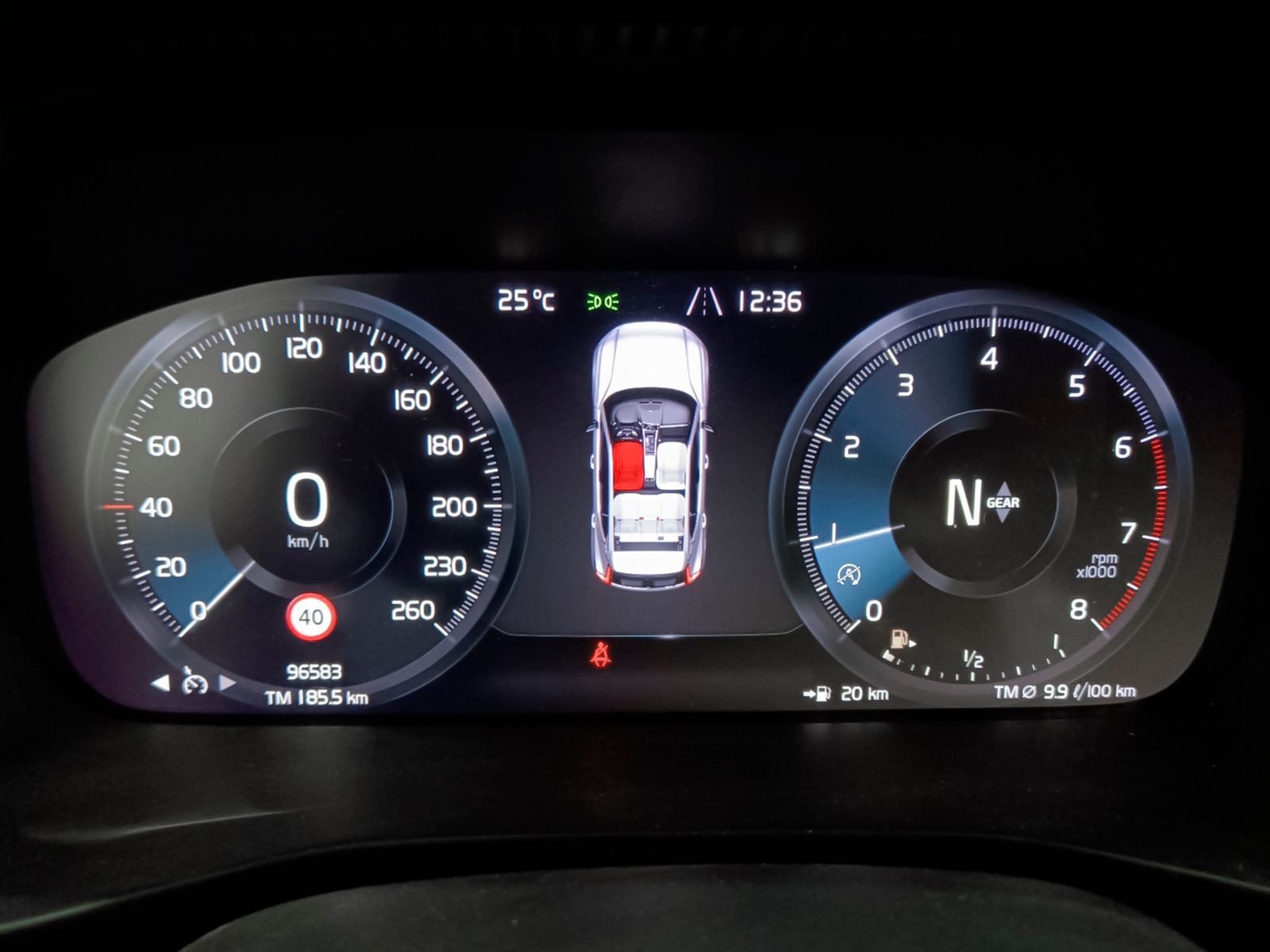 Volvo XC40 T2 Essential - foto 16