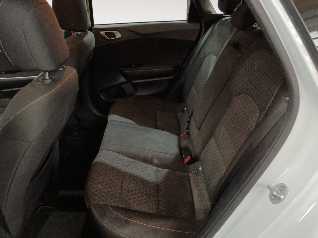 Kia Ceed 1.0 T-GDi Drive - foto 9