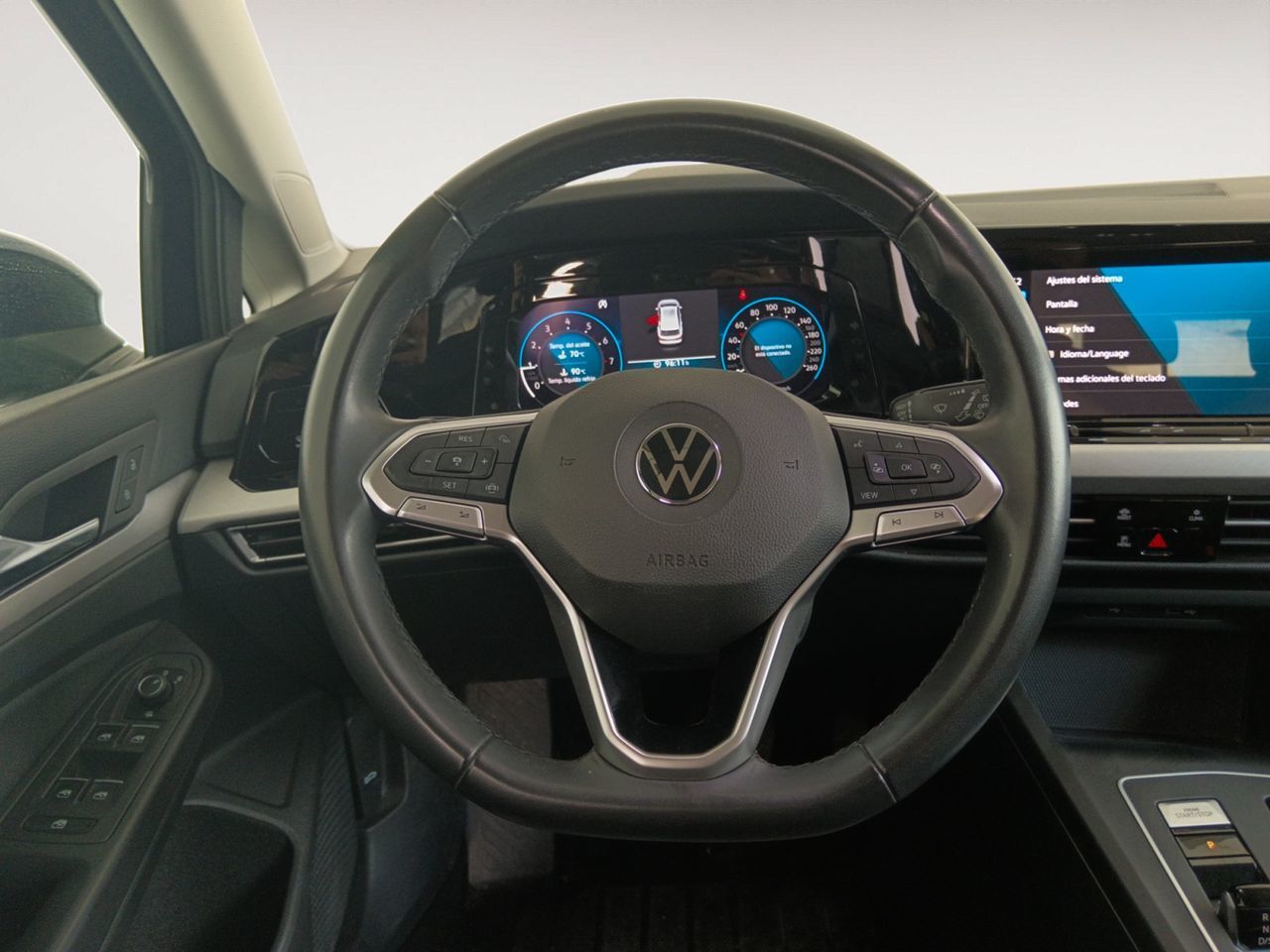 Volkswagen Golf Life 1.0 eTSI DSG - foto 8