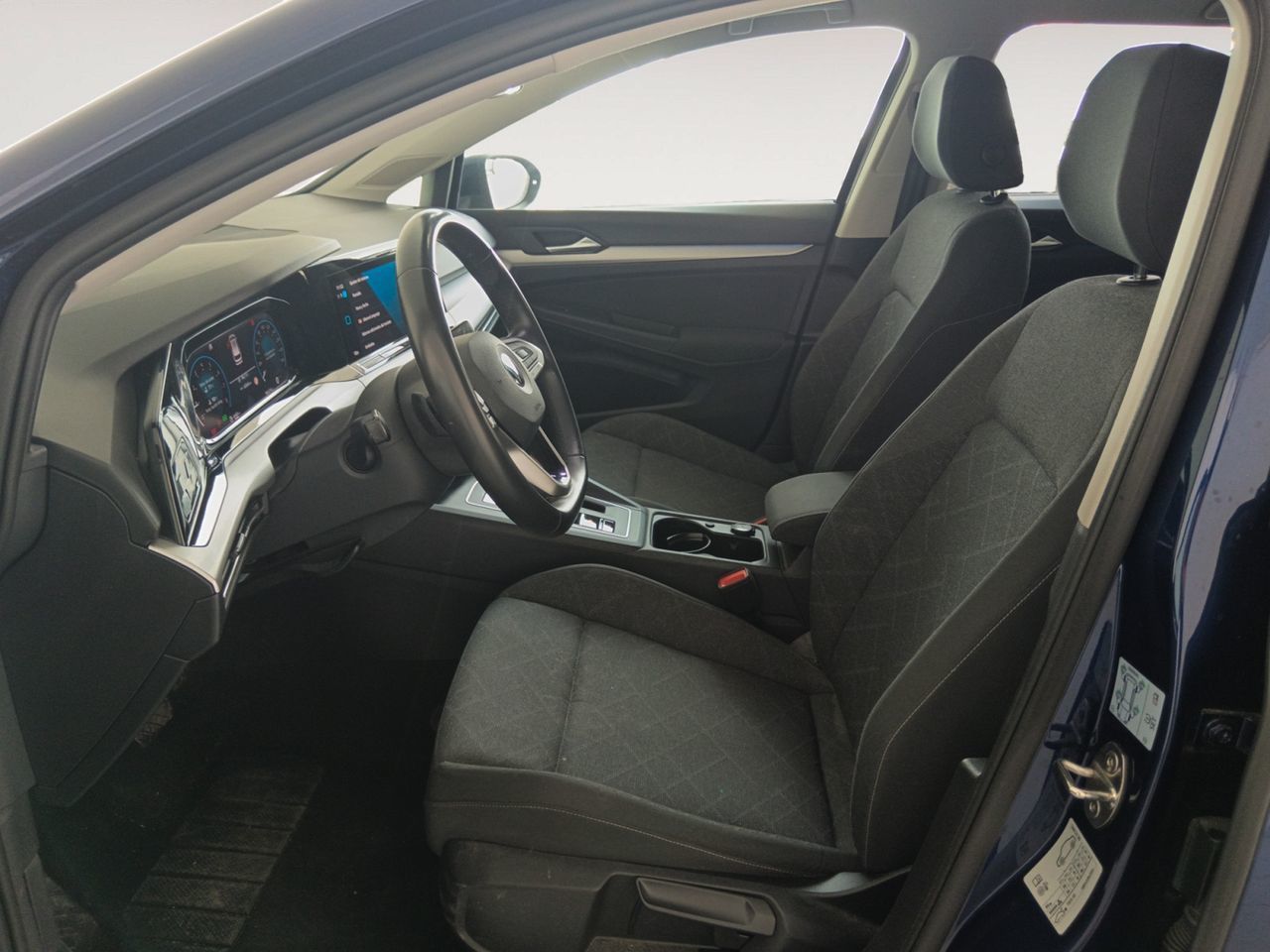 Volkswagen Golf Life 1.0 eTSI DSG - foto 9