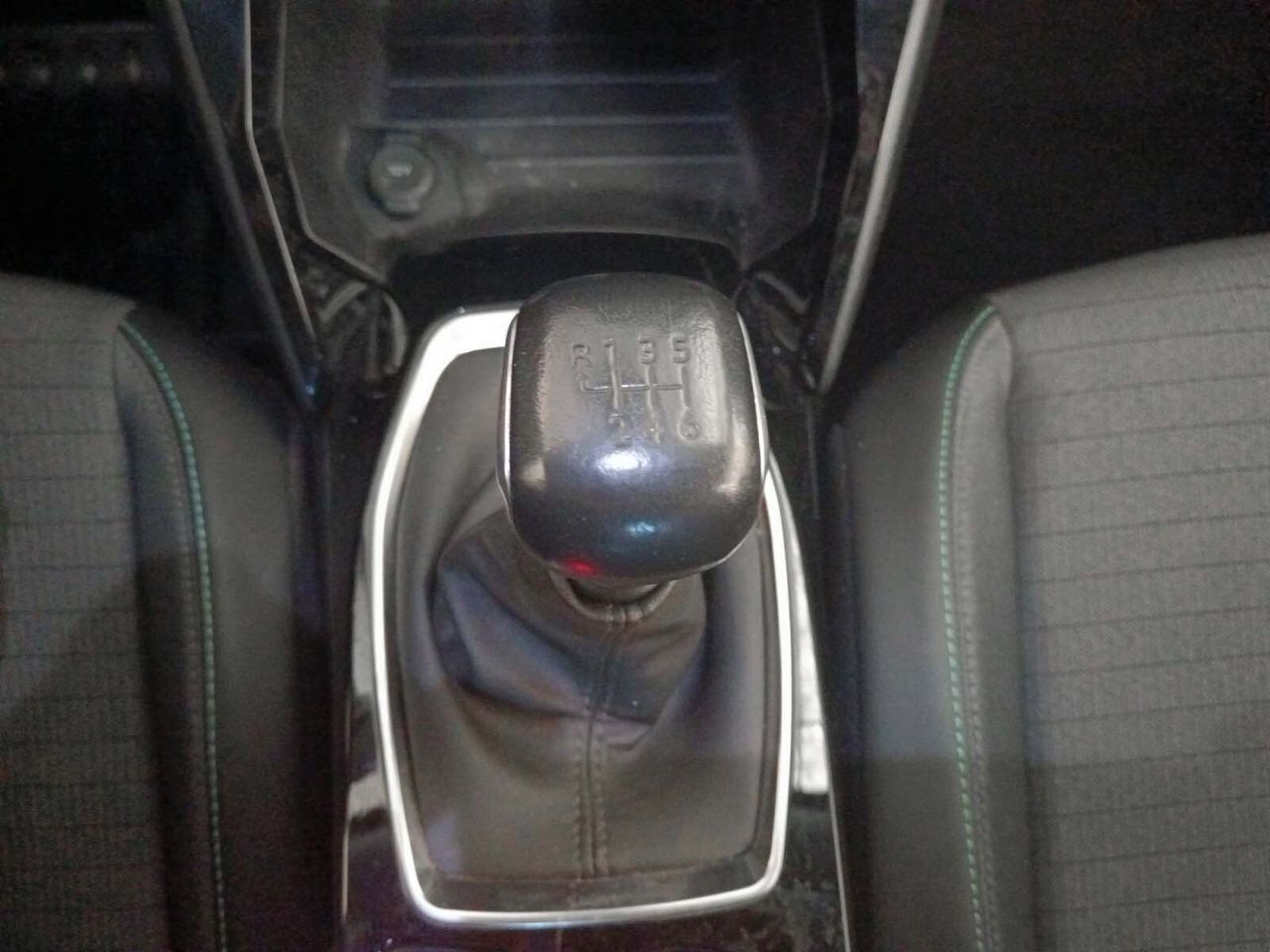 Peugeot 2008 BlueHDi 110 Allure - foto 14