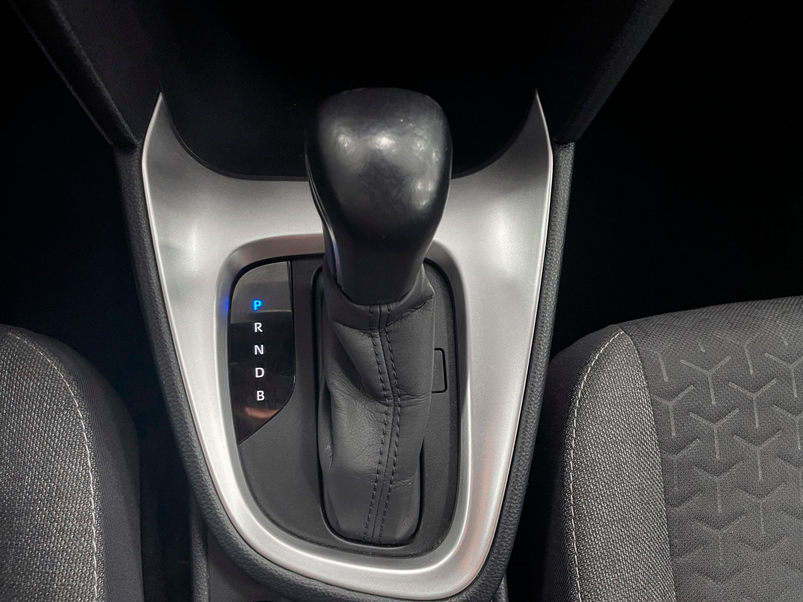 Toyota Yaris Cross 120H Business Plus - foto 13