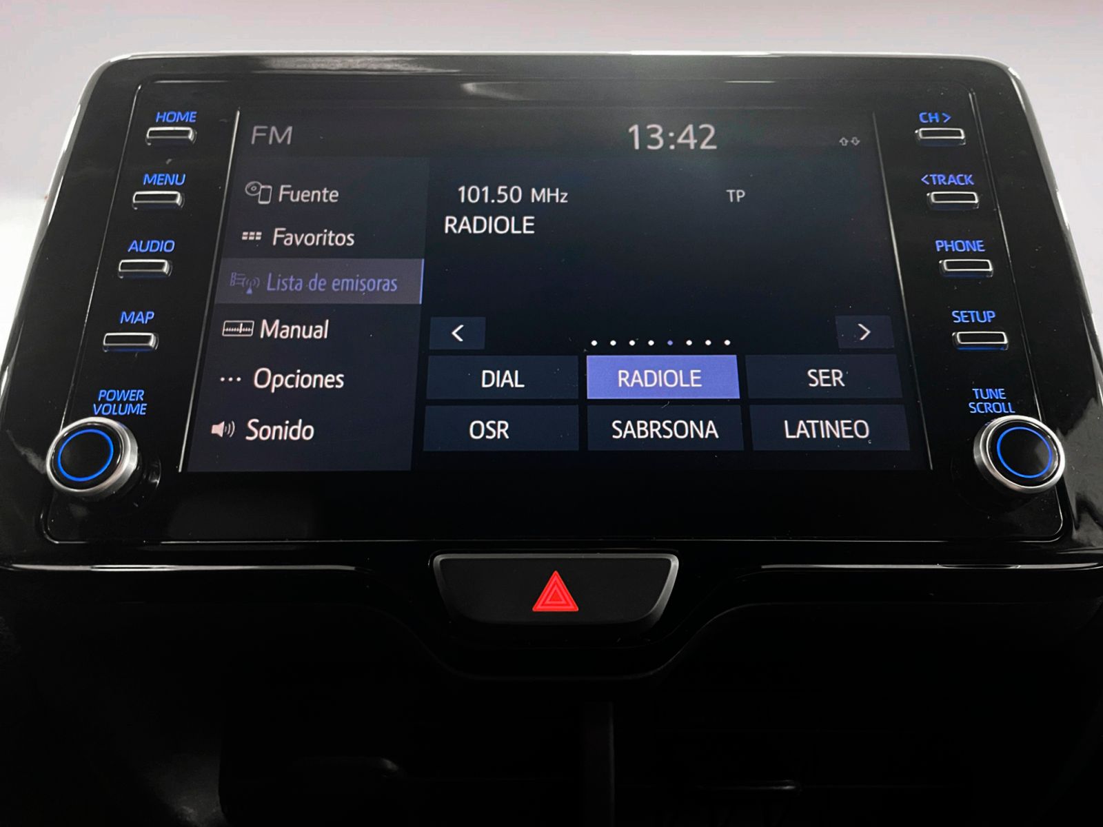 Toyota Yaris Cross 120H Business Plus - foto 16