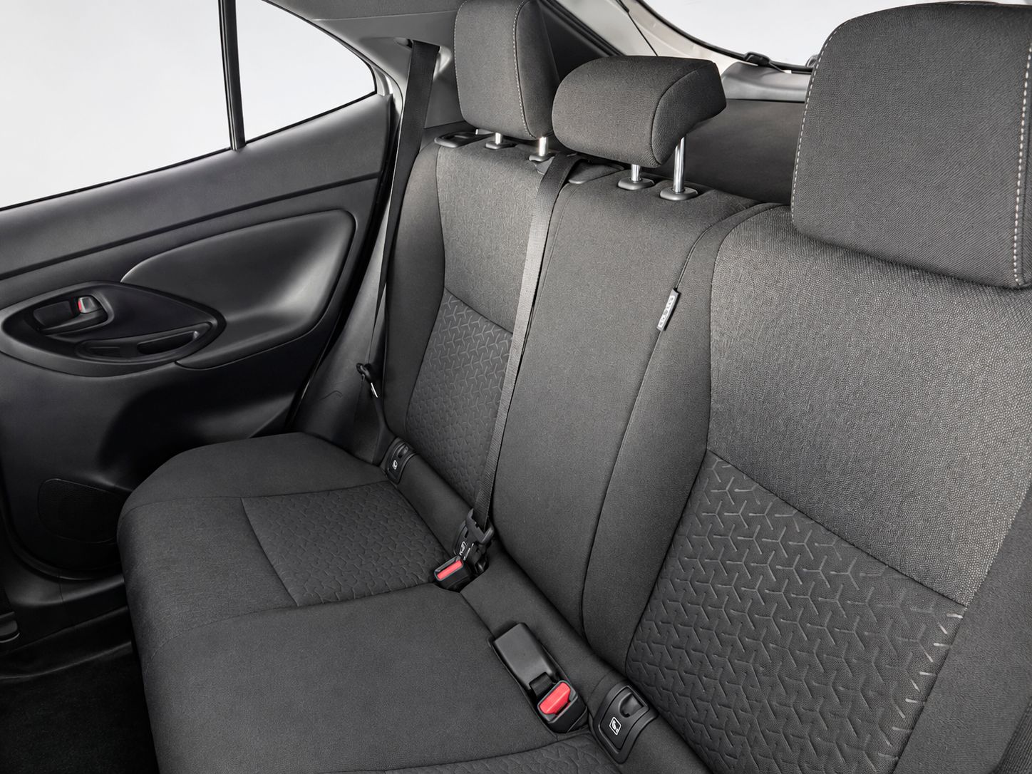 Toyota Yaris Cross 120H Business Plus - foto 11