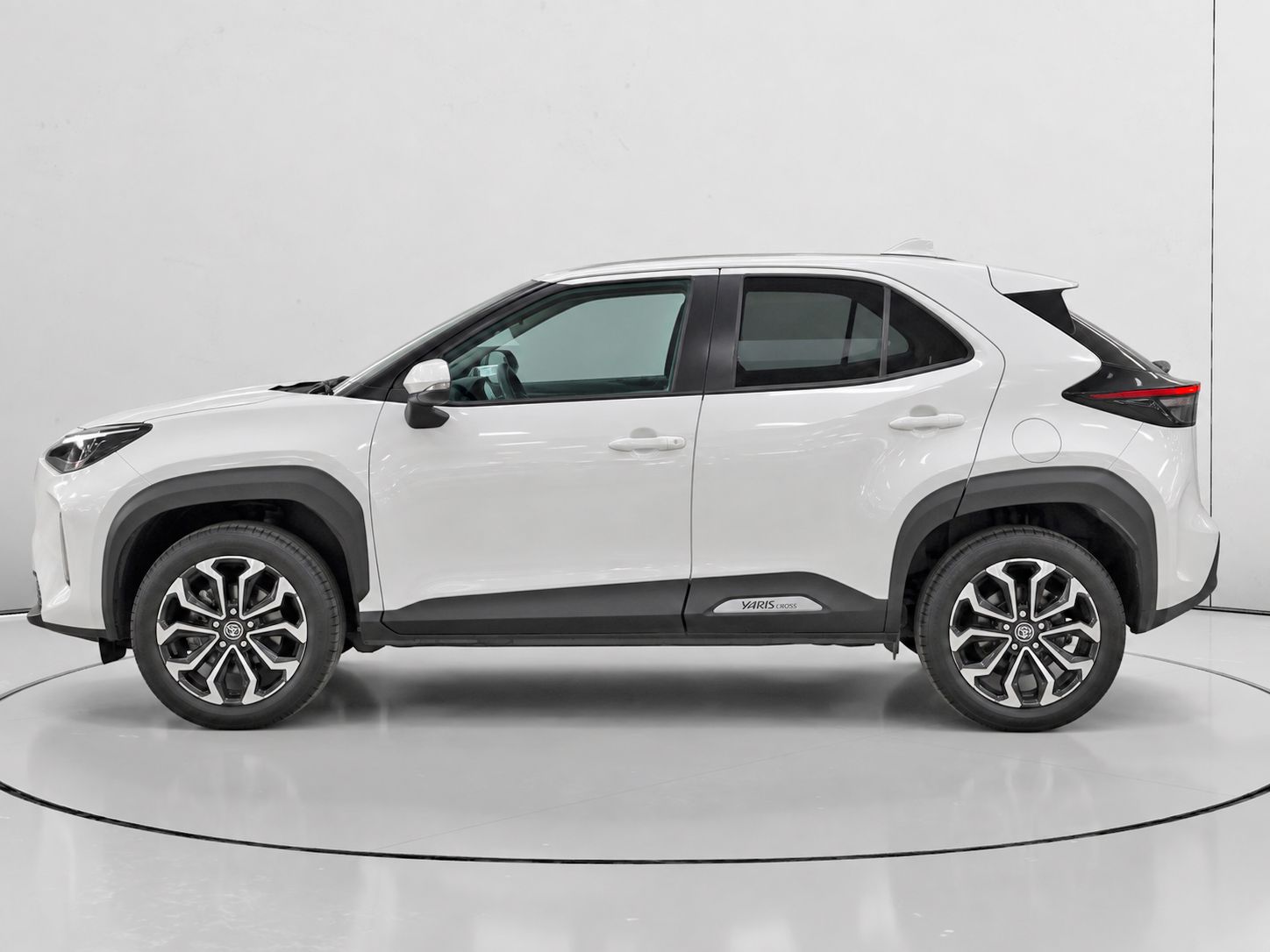 Toyota Yaris Cross 120H Business Plus - foto 6