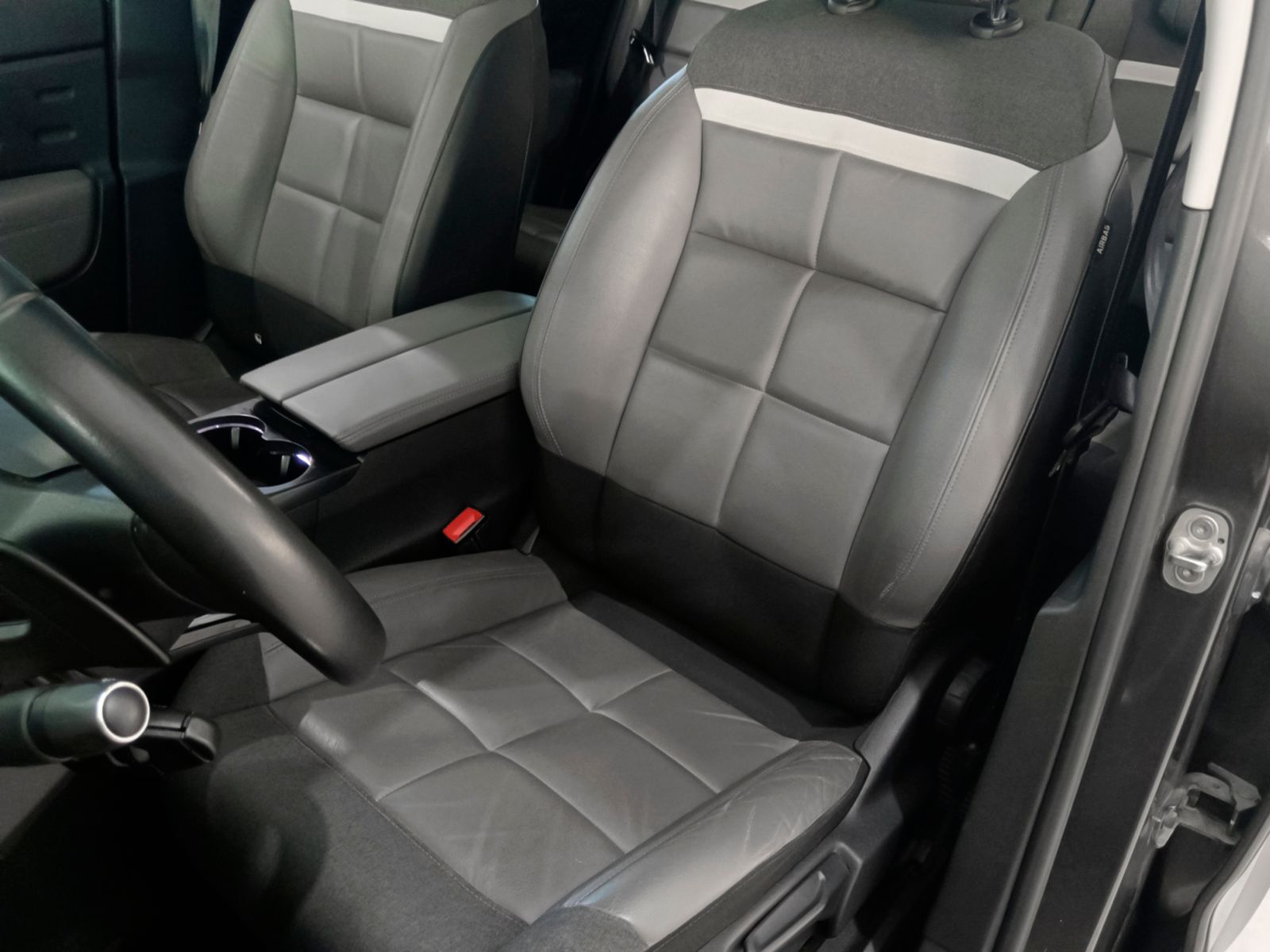 Citroën C5 Aircross BlueHDi 180 Shine EAT8 - foto 25