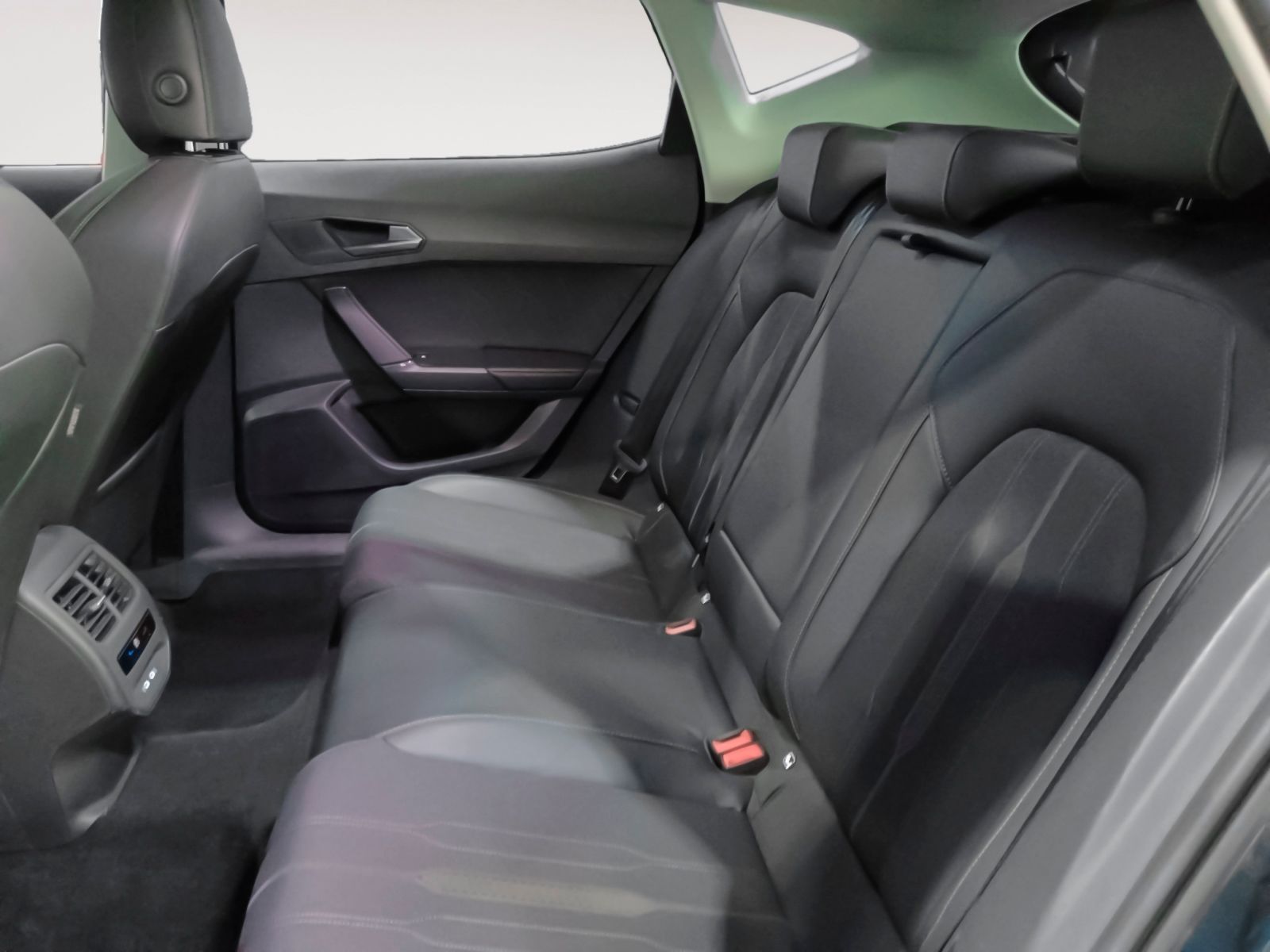 Cupra Formentor 1.5 TSI DSG - foto 12