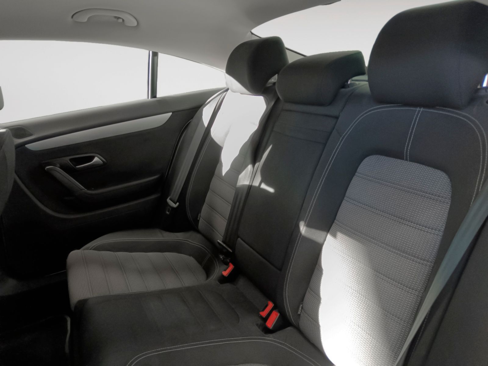 Volkswagen CC Advance 2.0 TDI BMT - foto 12