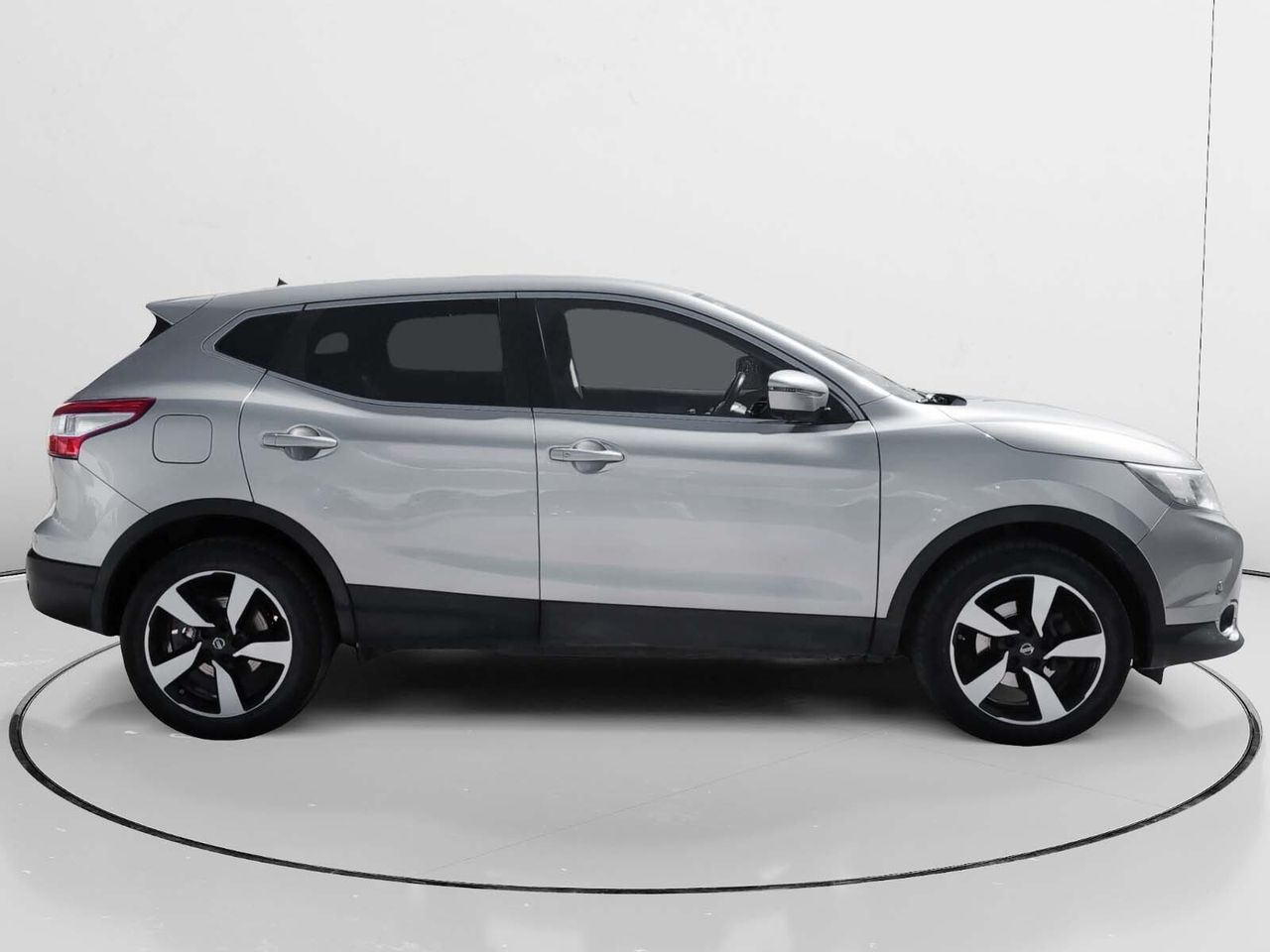 Nissan Qashqai 1.6 dCi 360 4x4 - foto 2