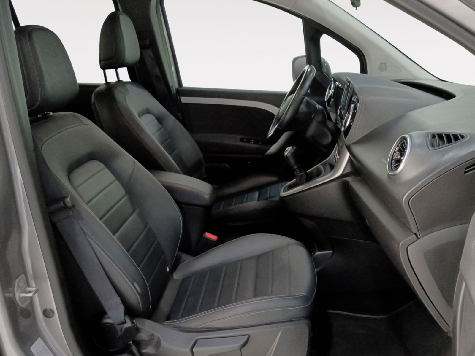Mercedes-Benz Clase T 160 d - foto 12