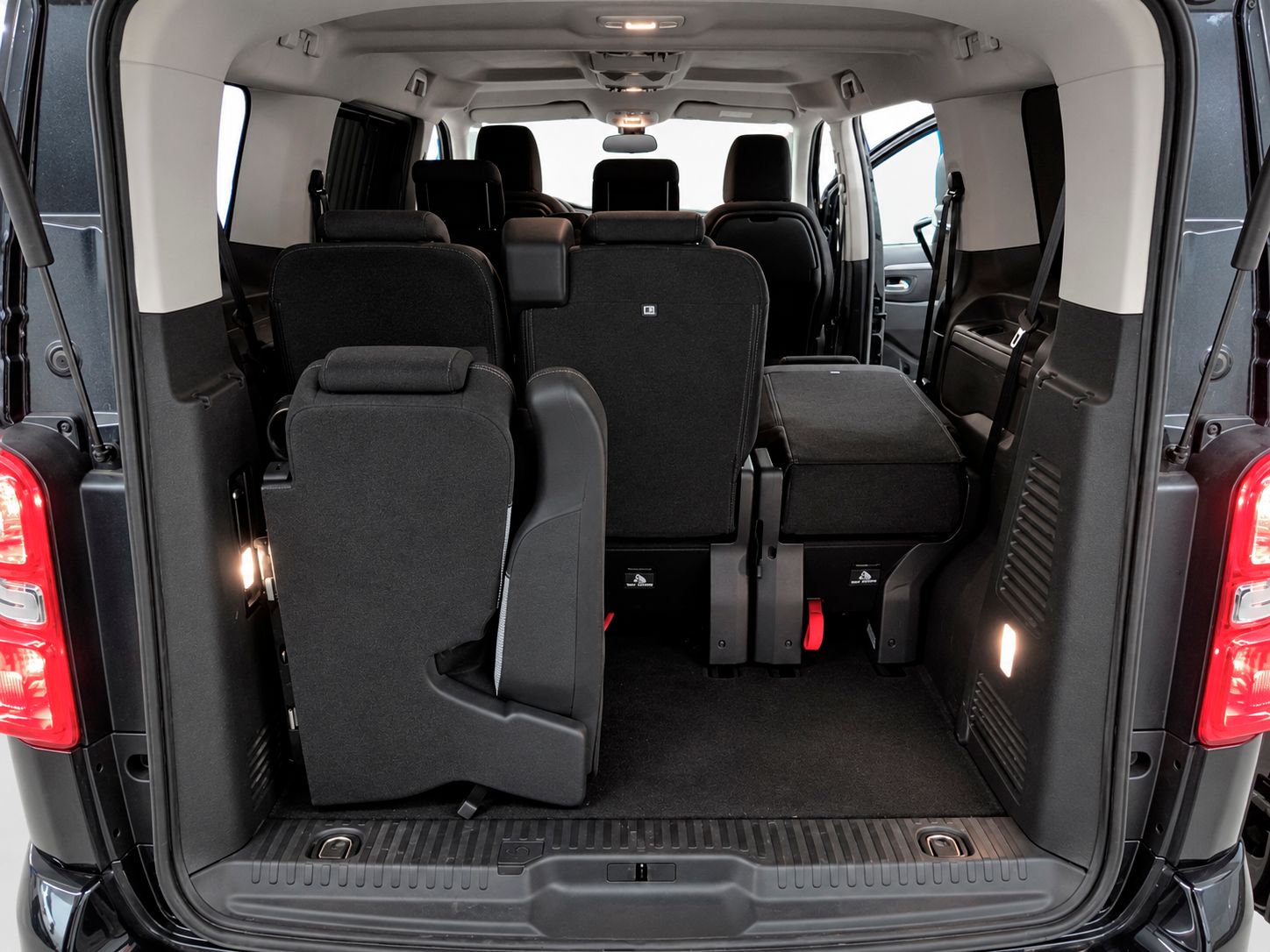 Citroën SpaceTourer BlueHDi 150 Feel Talla M - foto 15