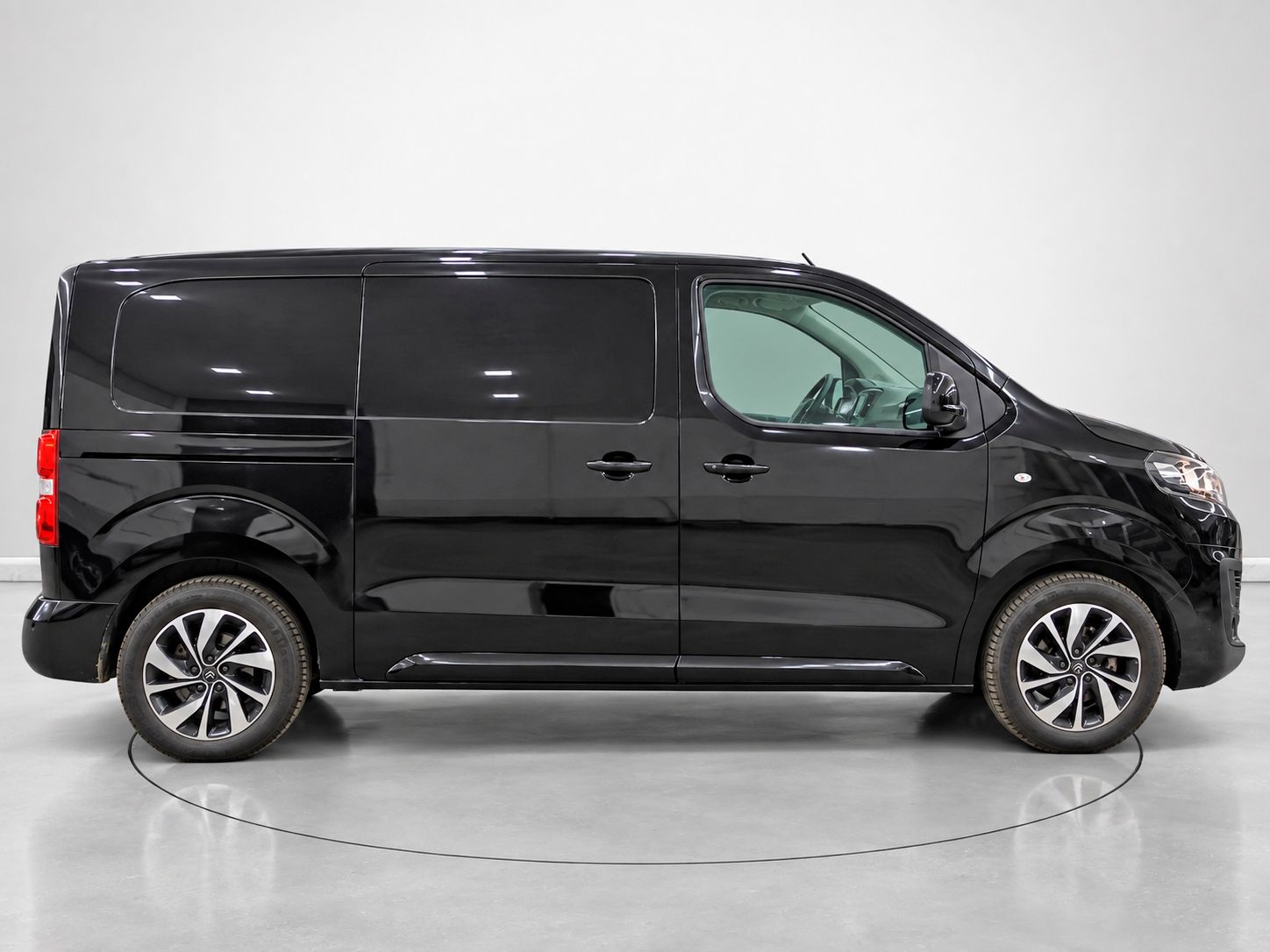Citroën SpaceTourer BlueHDi 150 Feel Talla M - foto 2
