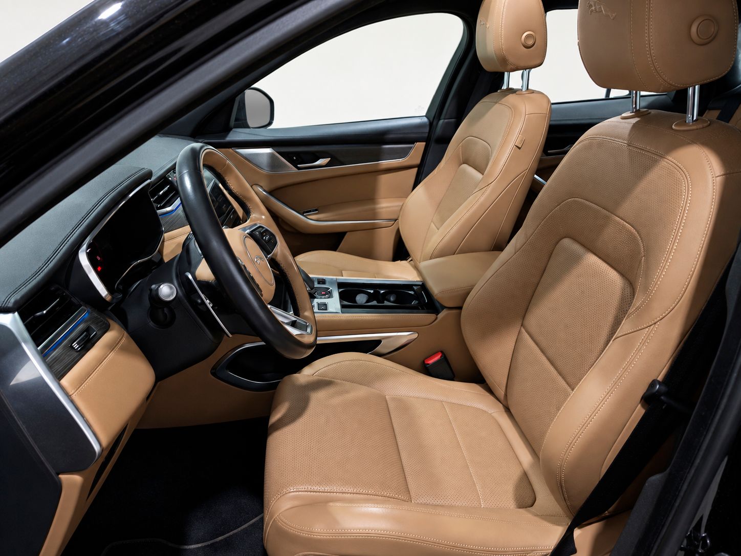 Jaguar F-Pace 2.0D I4 MHEV Standard SE AWD - foto 11