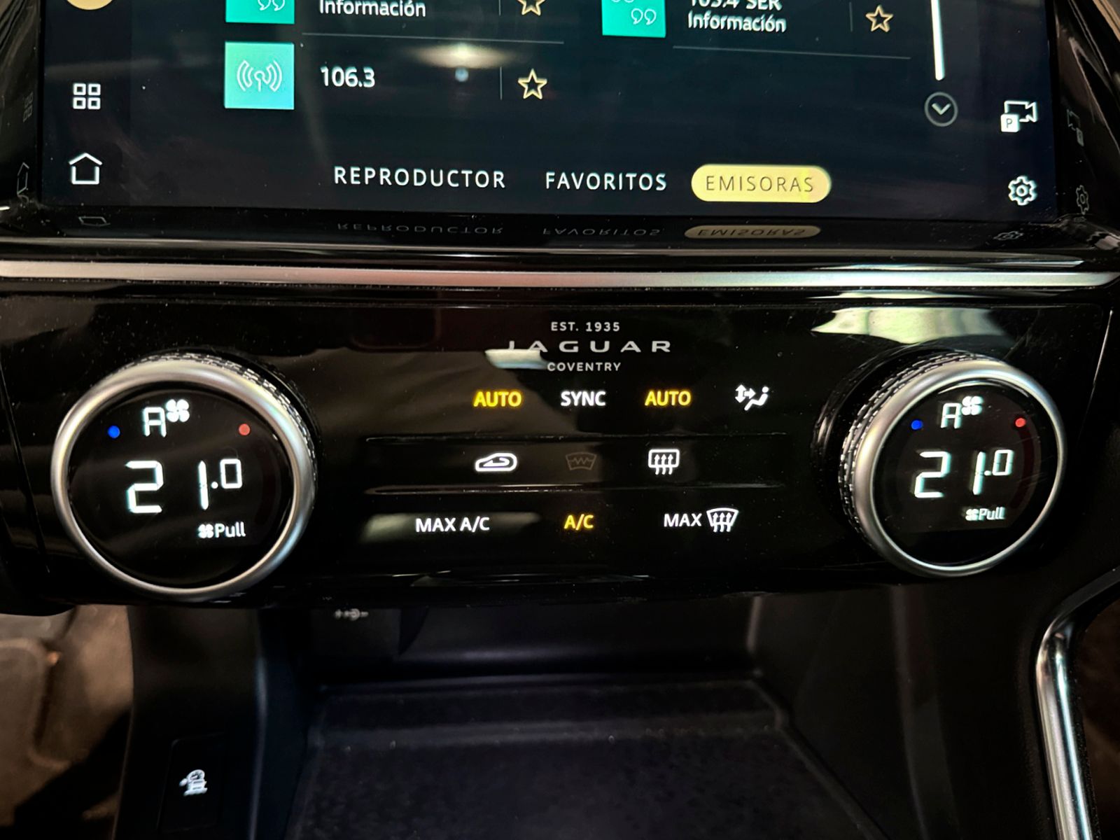 Jaguar E-Pace 2.0D MHEV S 4WD - foto 23