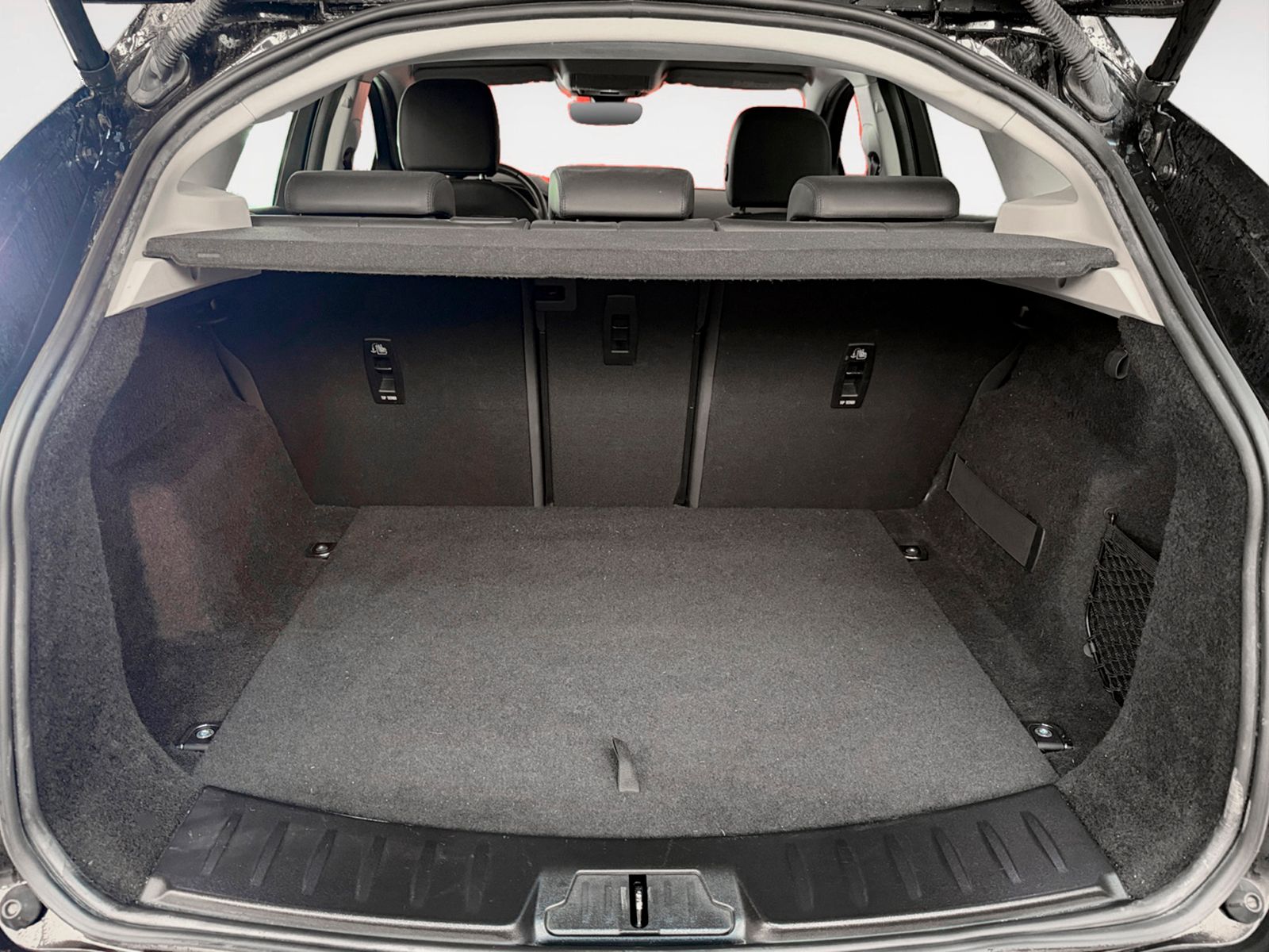 Jaguar E-Pace 2.0D MHEV S 4WD - foto 14