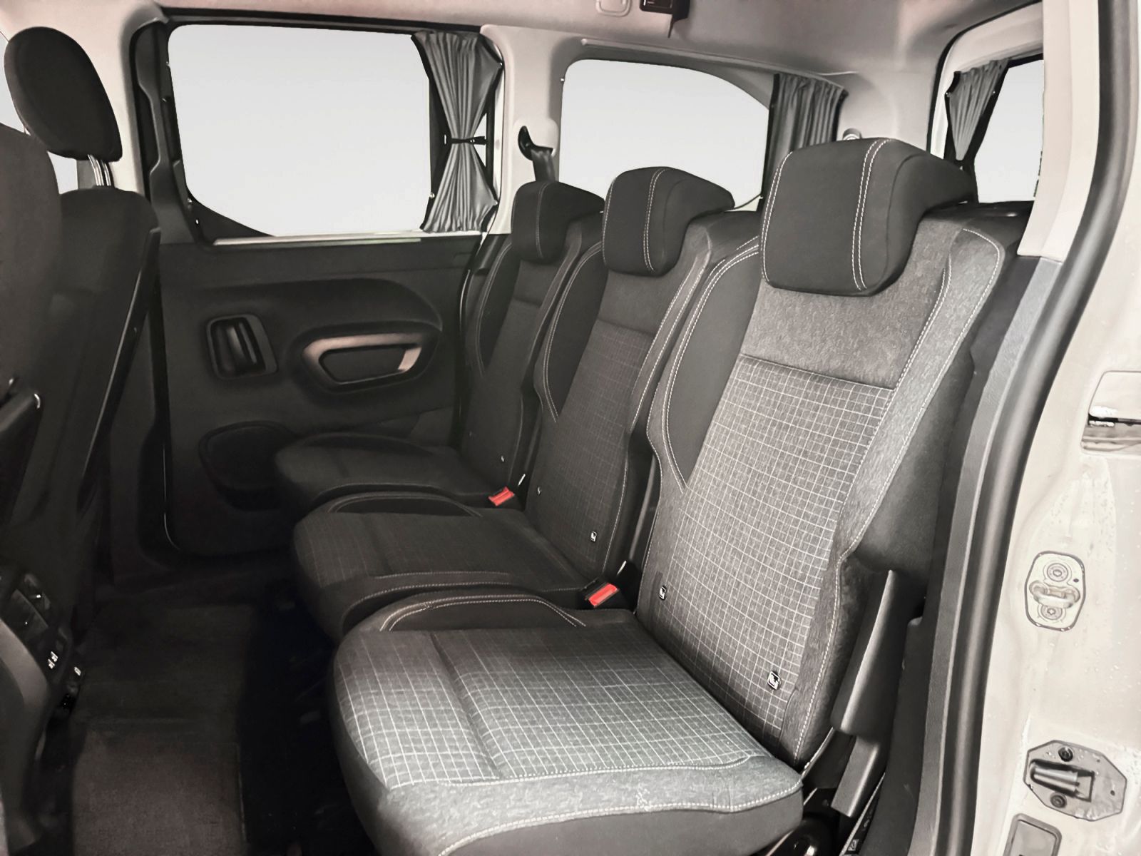 Peugeot Rifter GT Line Long BlueHDi - foto 11