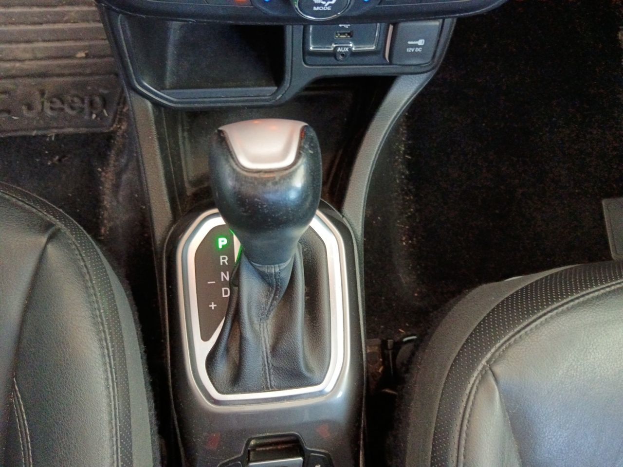 Jeep Renegade 1.4 MultiAir Limited 4x2 Ddct - foto 14