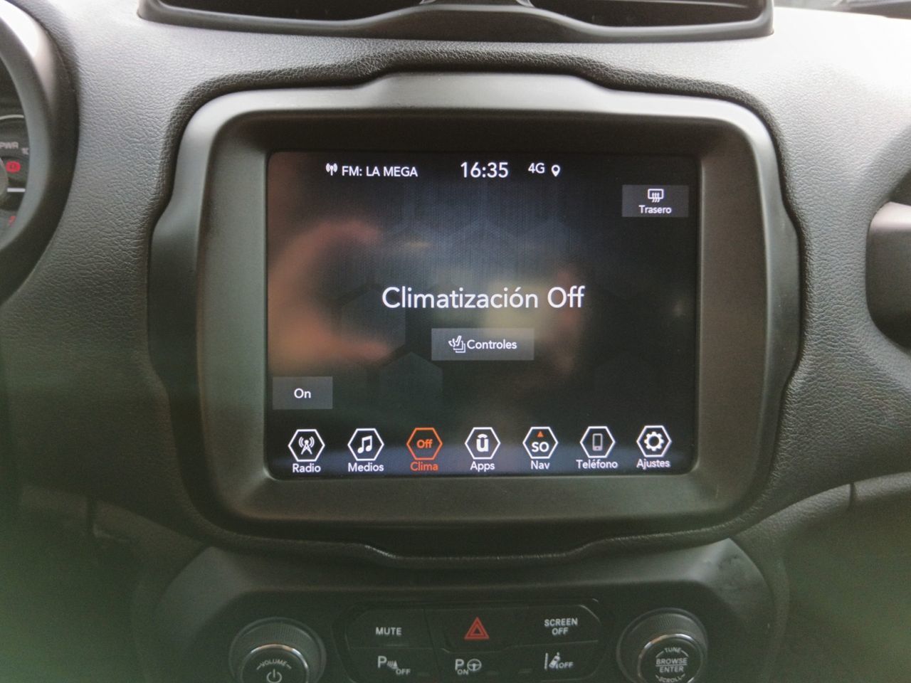 Jeep Renegade 1.3 PHEV Trailhawk AWD - foto 19