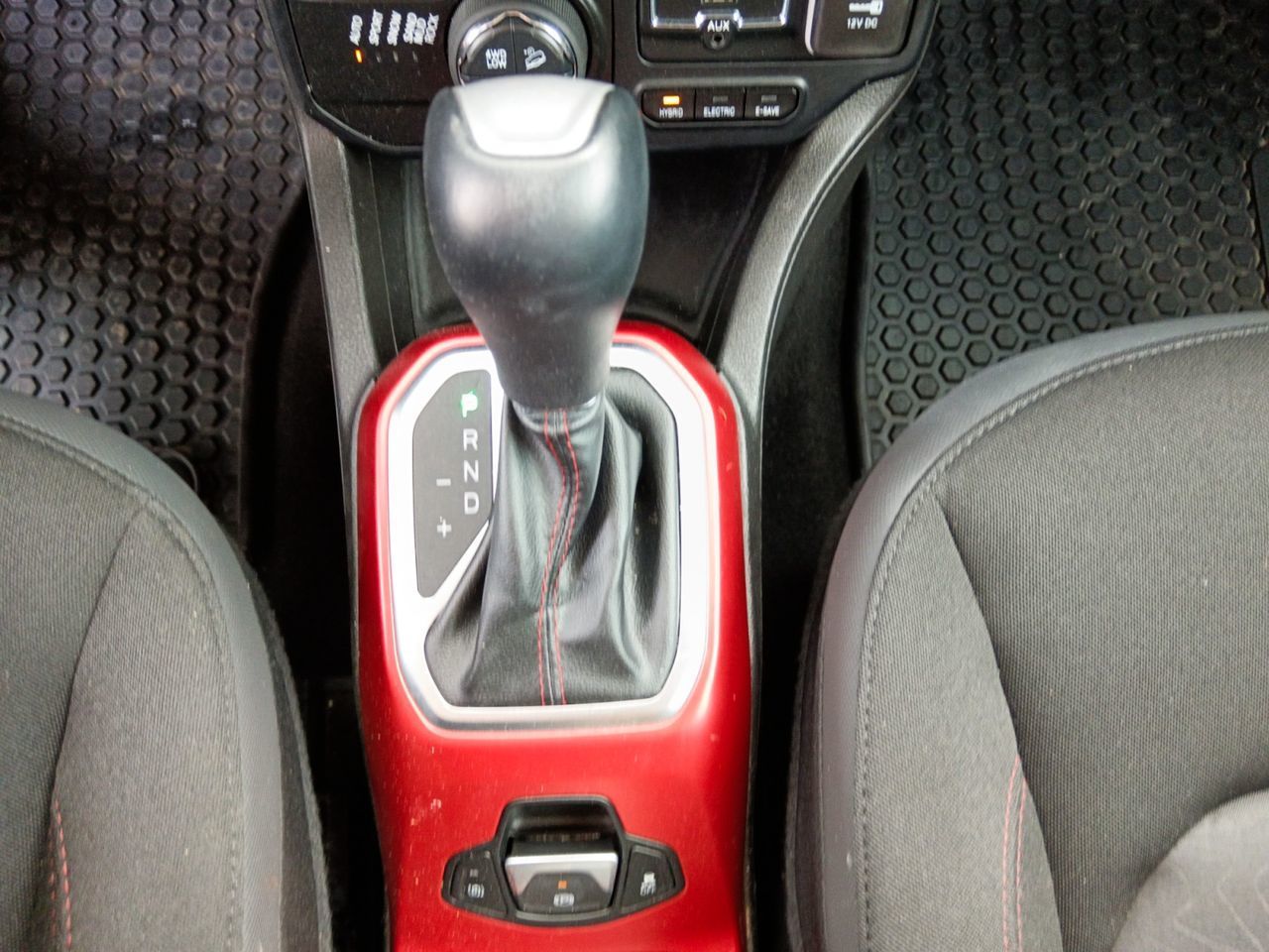 Jeep Renegade 1.3 PHEV Trailhawk AWD - foto 13