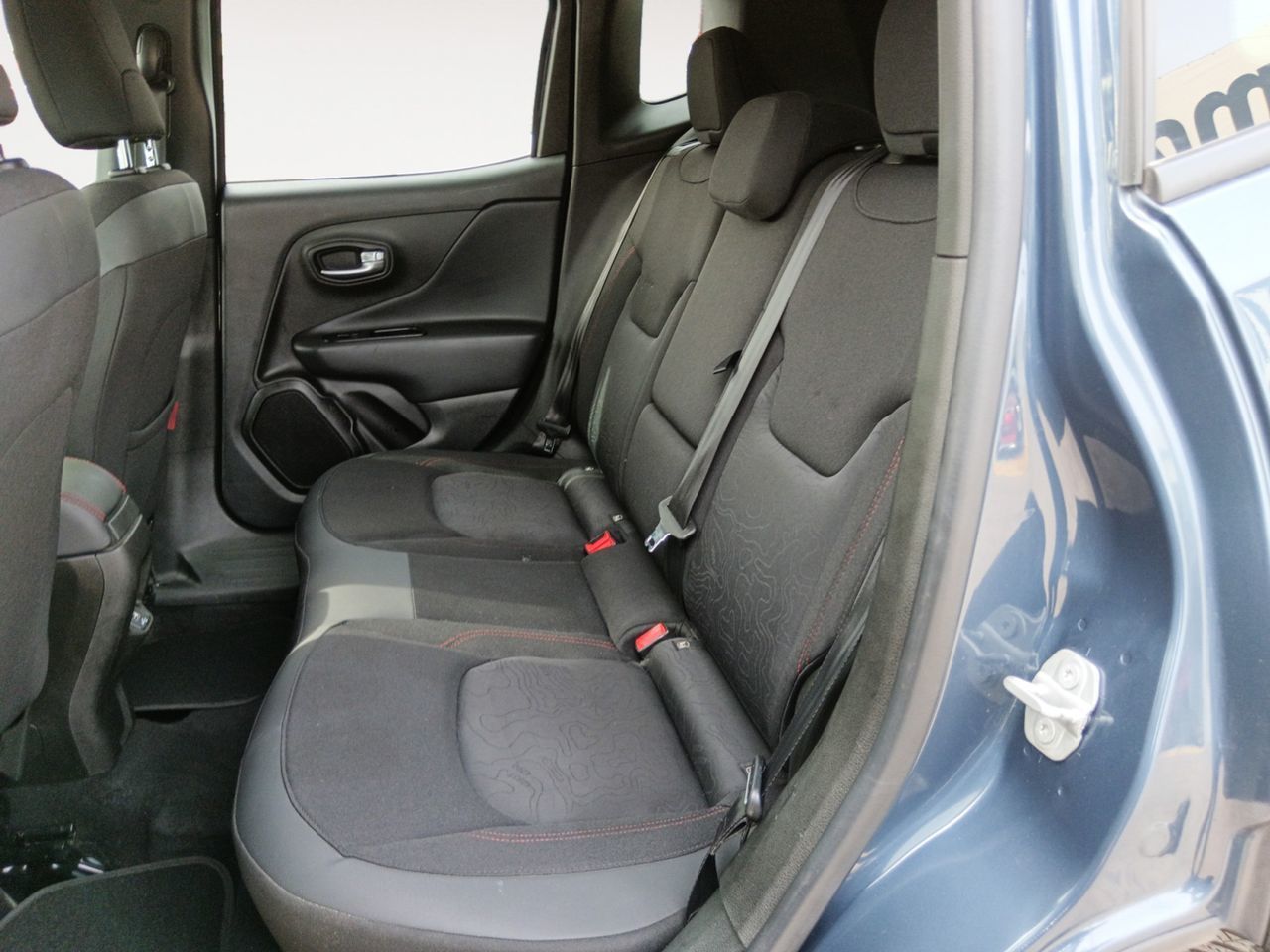 Jeep Renegade 1.3 PHEV Trailhawk AWD - foto 10