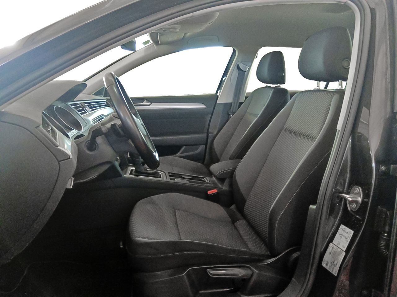 Volkswagen Passat Business 2.0 TDI DSG - foto 10