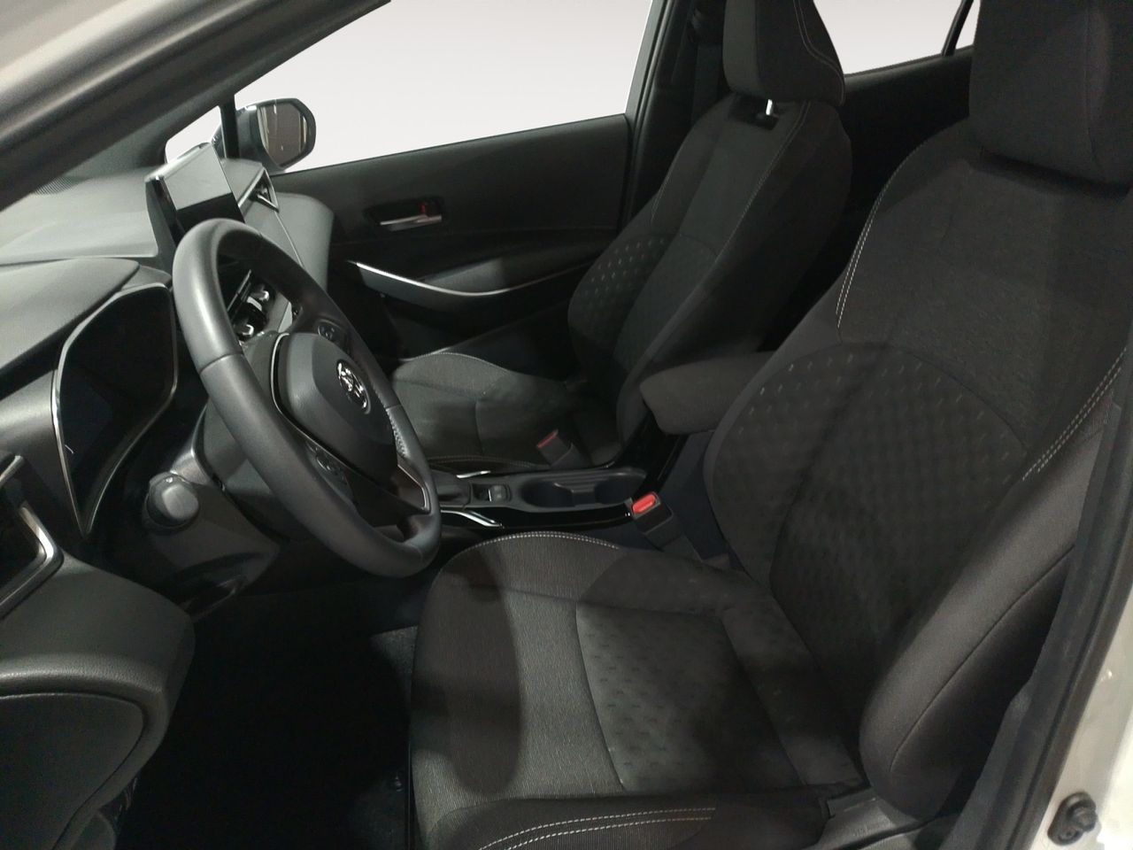 Toyota Corolla 140H Business - foto 10