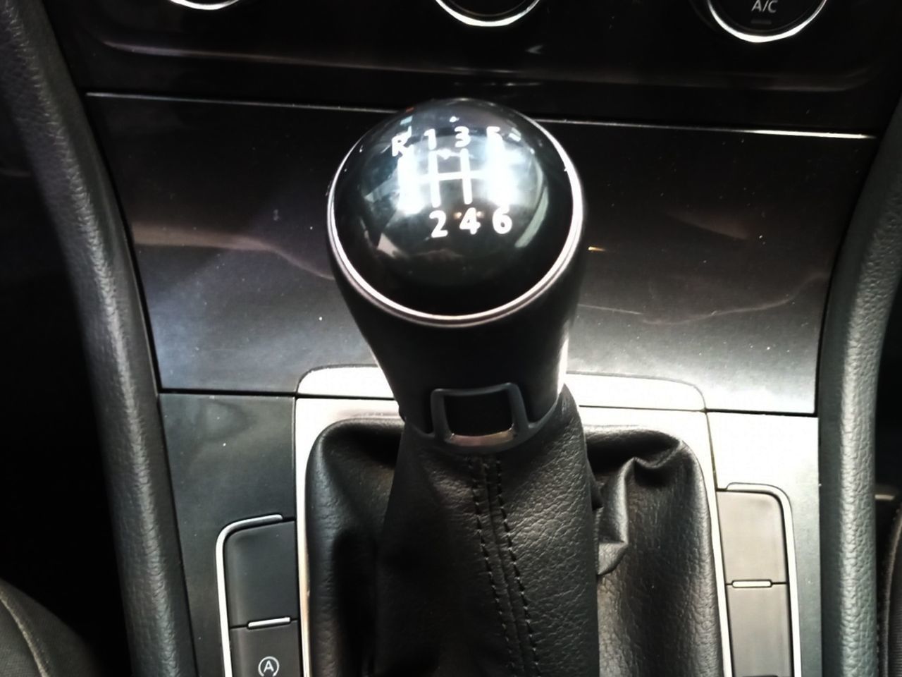 Volkswagen Golf 1.0 TSI Last Edition - foto 13