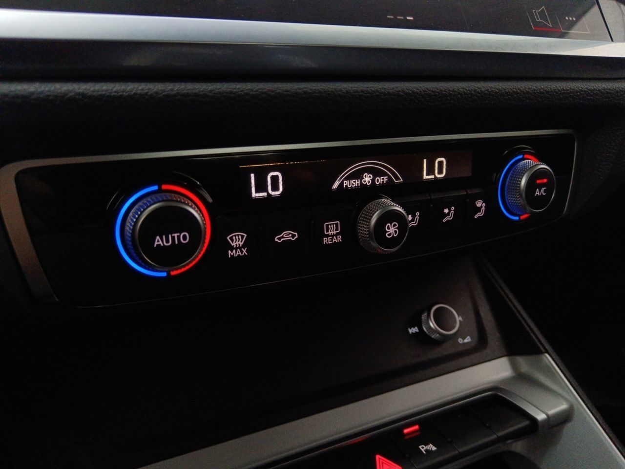 Audi Q3 Advanced 35 TDI S tronic - foto 19