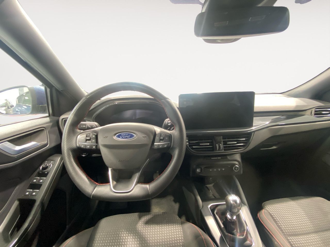 Ford Focus 1.0 EcoBoost MHEV ST-Line X - foto 6