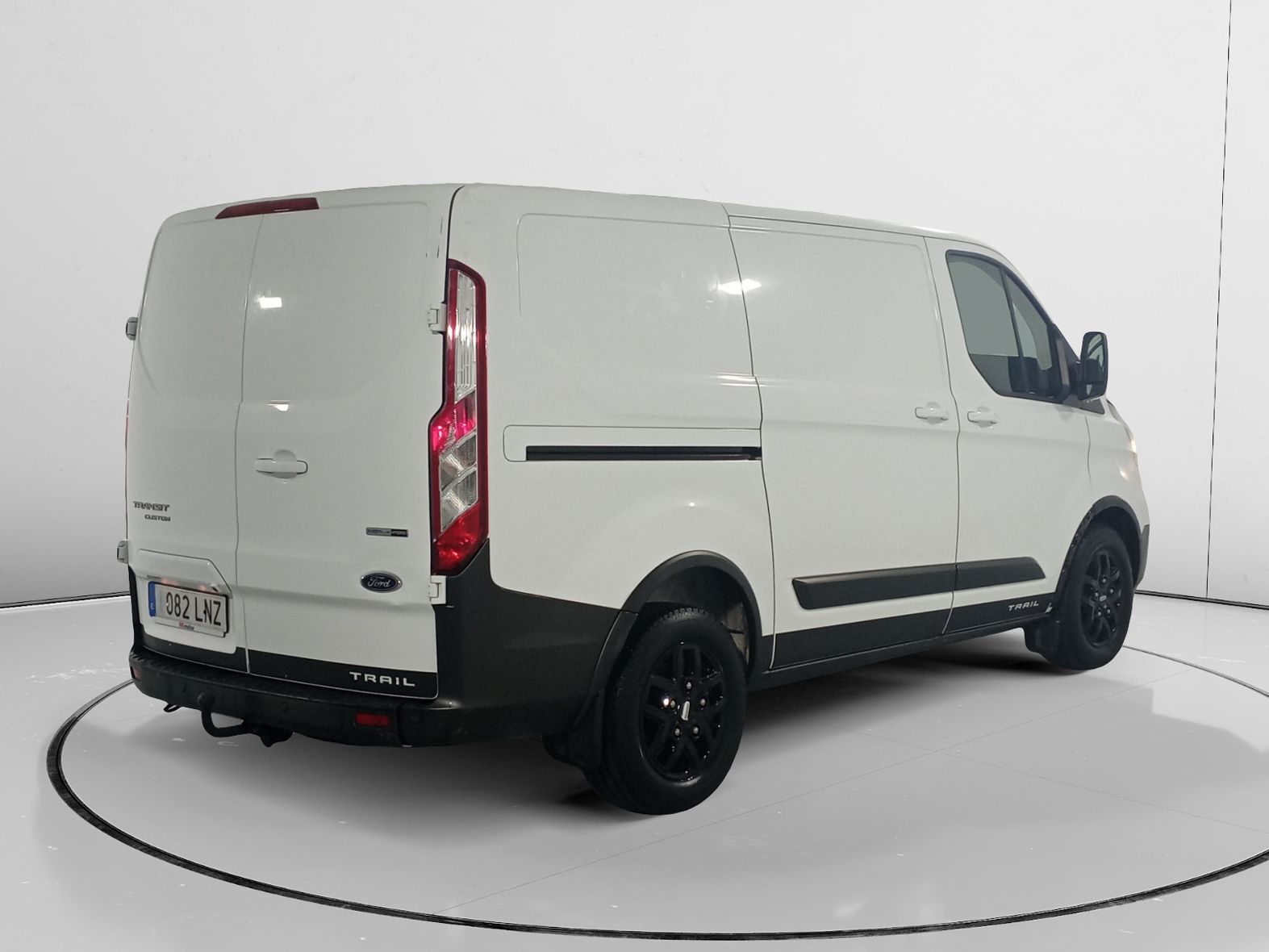 Ford Transit Custom Furgon 2.0 TDCi MHEV Trail 300 L1 - foto 3