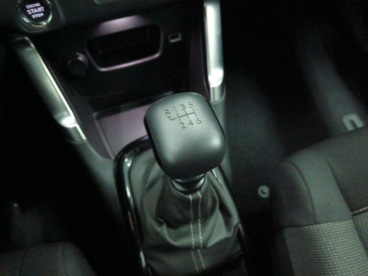 Citroën C3 Aircross BlueHDi 110 Shine - foto 11