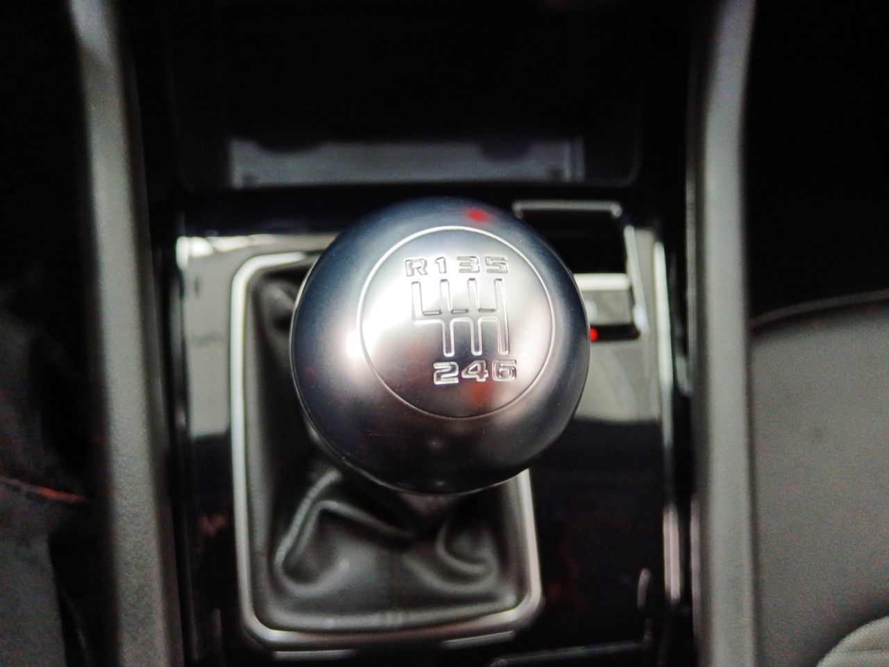 Jeep Compass 1.3 Gse Limited 4x2 FWD - foto 12