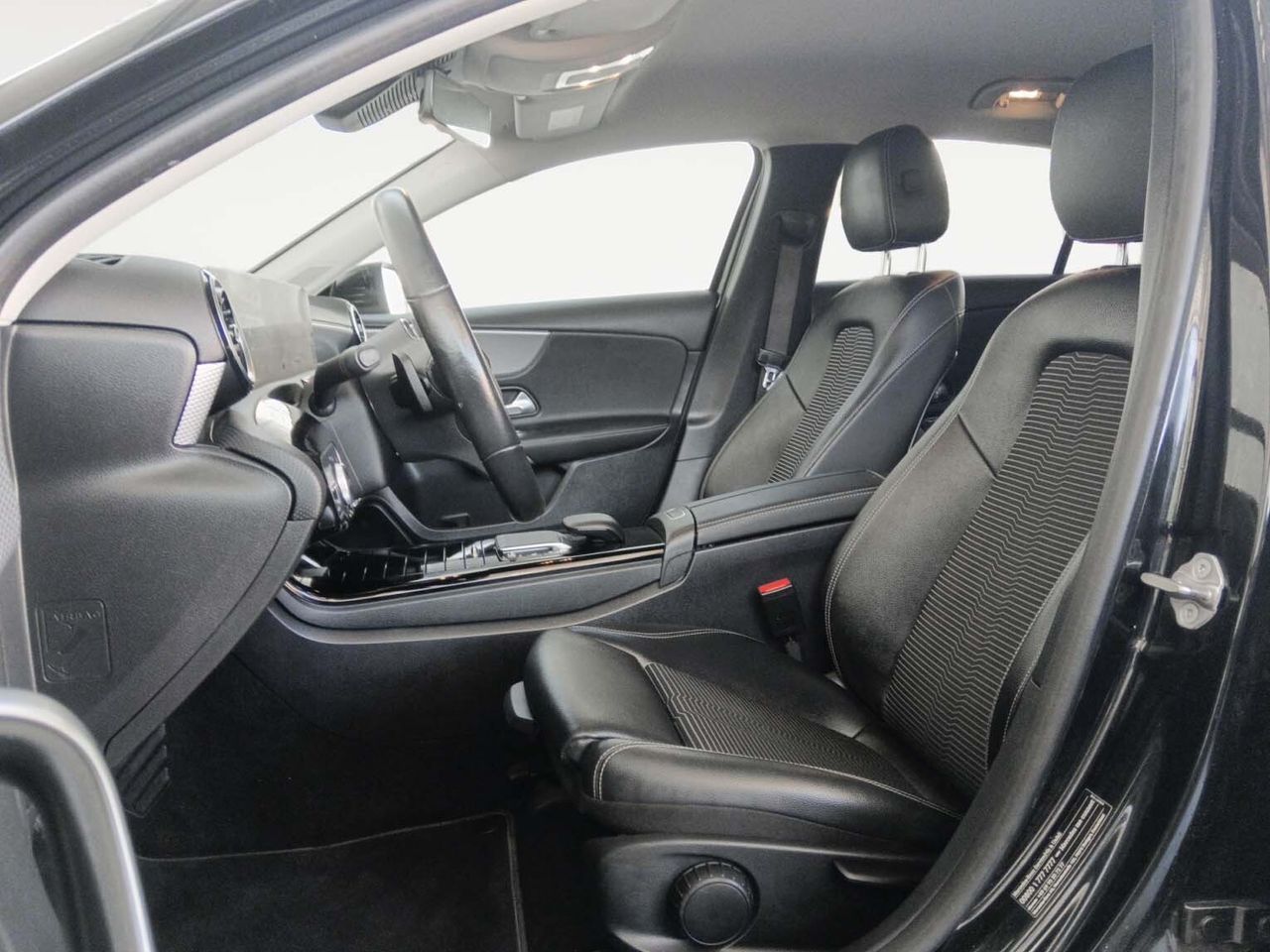 Mercedes-Benz Clase A 180 d - foto 9