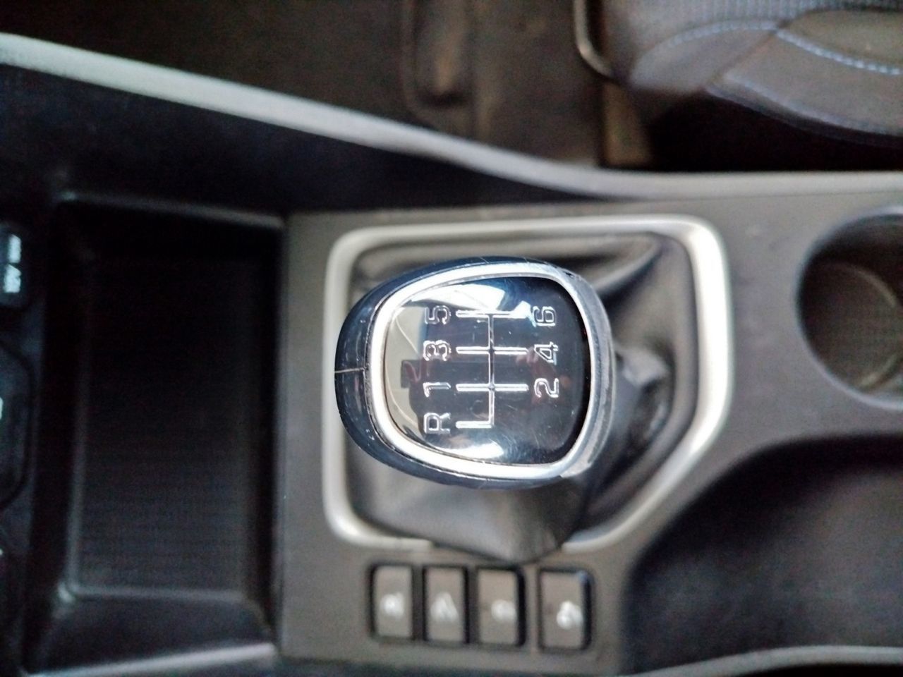 Hyundai Tucson 1.7 CRDi BlueDrive Link 4x2 - foto 13
