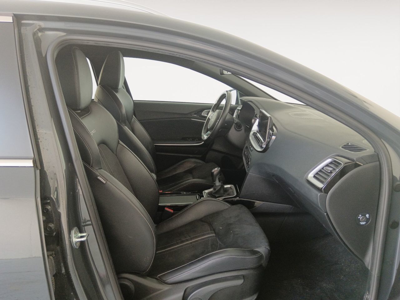 Kia Ceed 1.0 T-GDi Concept - foto 11