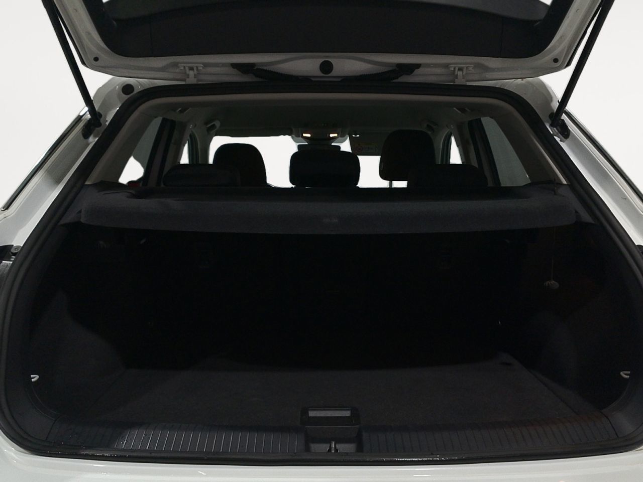 Volkswagen T-Roc Life 1.0 TSI - foto 11