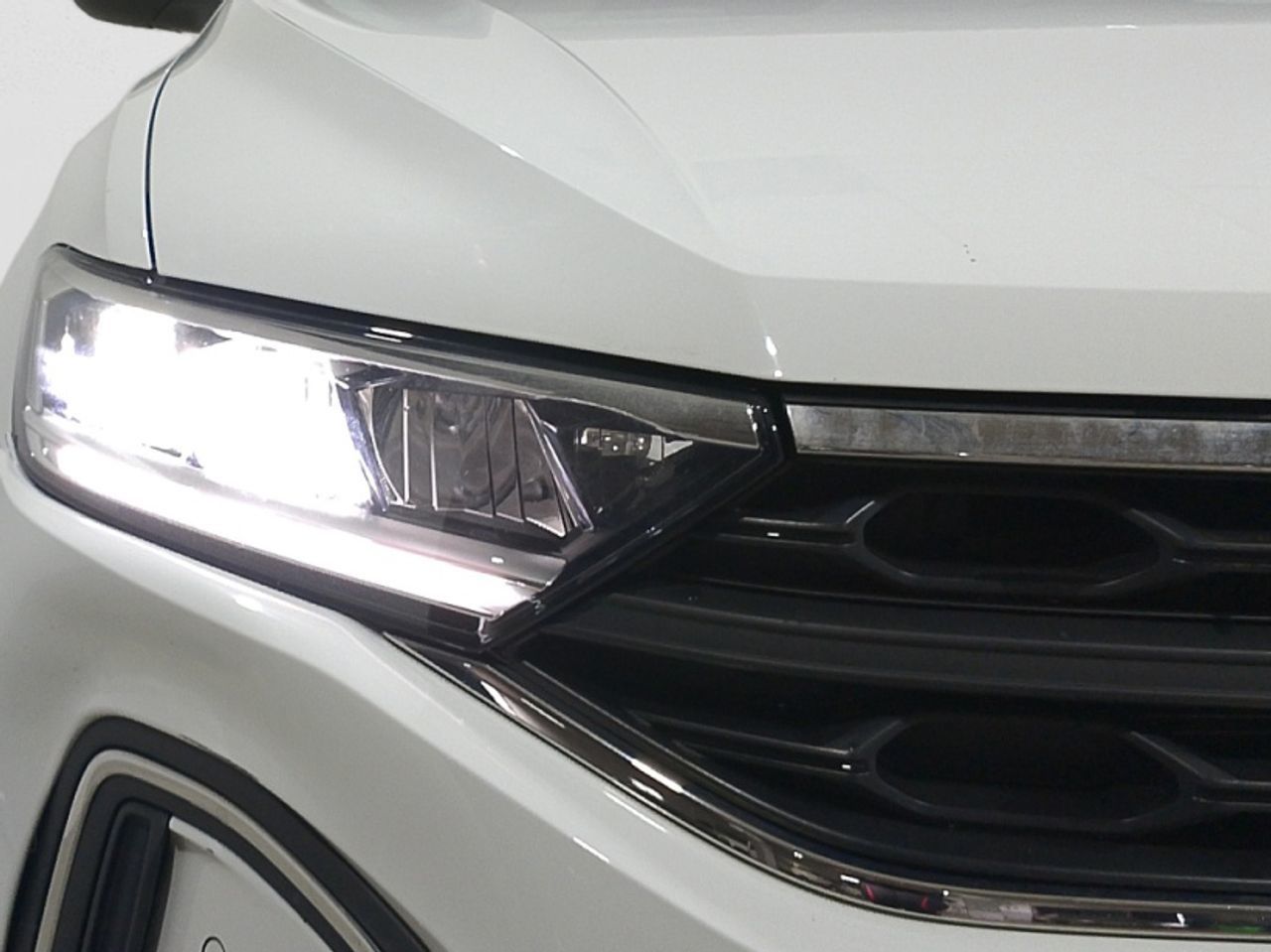 Volkswagen T-Roc Life 1.0 TSI - foto 20