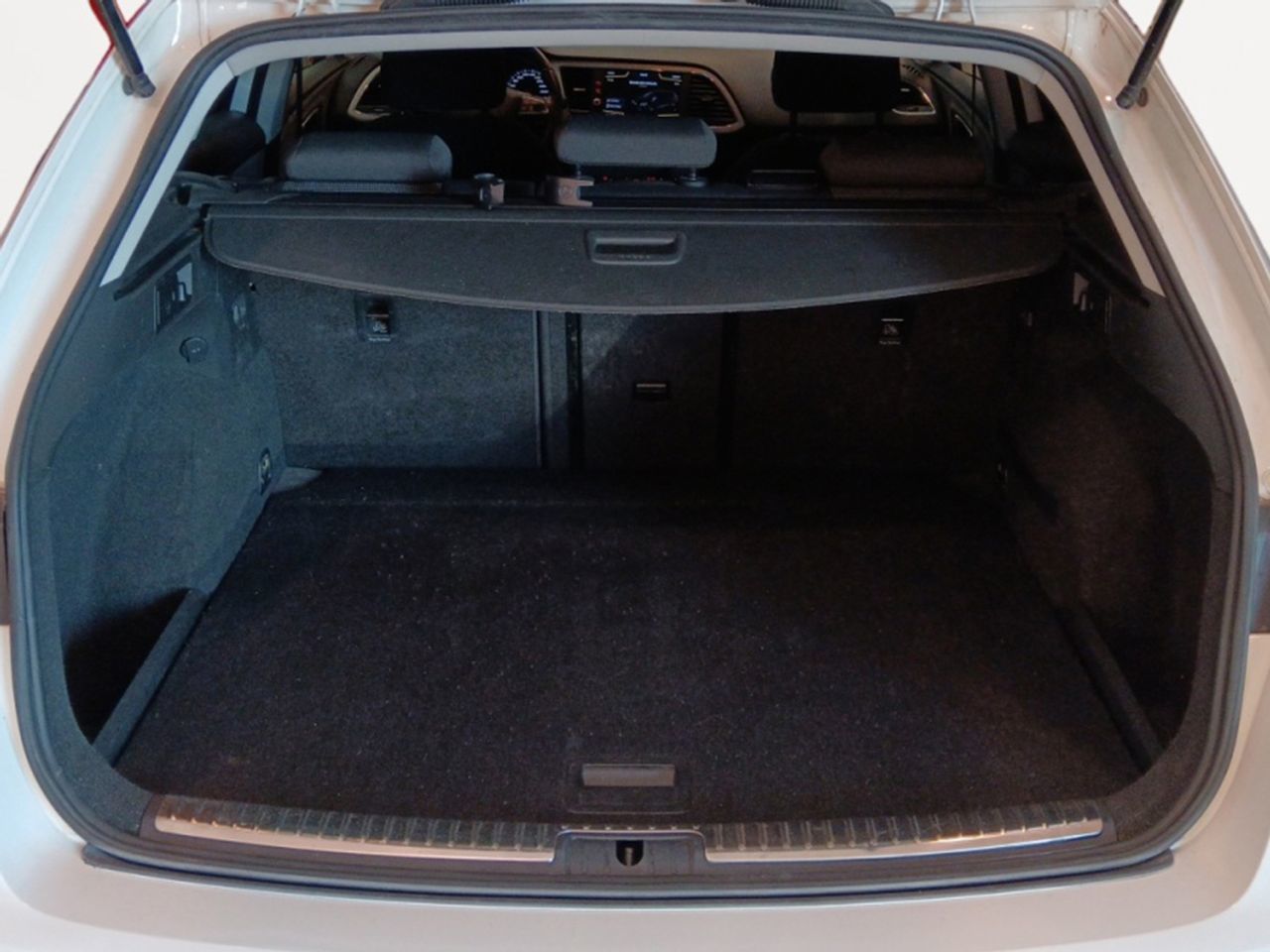 SEAT León 2.0 TDI X-perience 4Drive DSG - foto 11