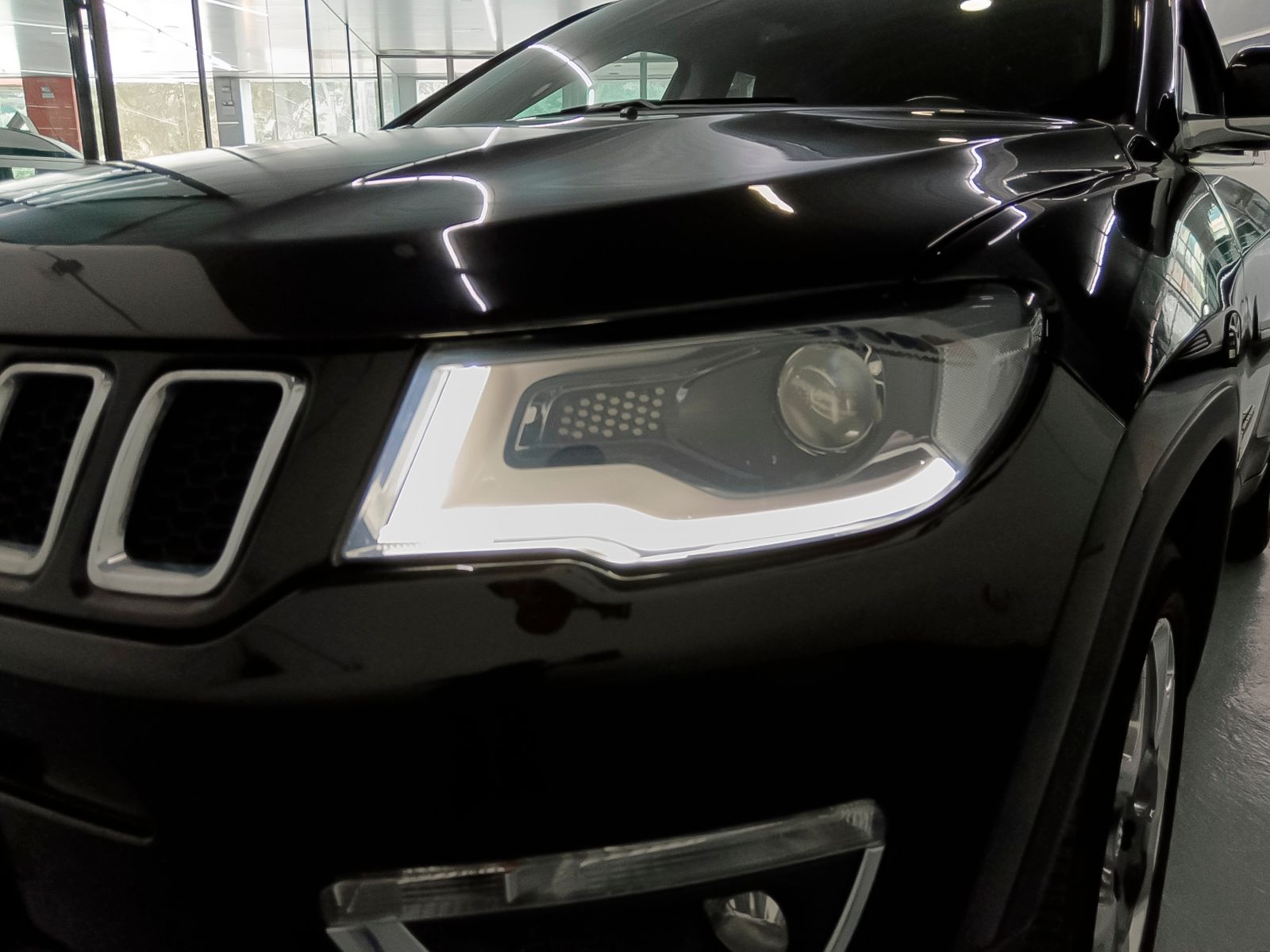 Jeep Compass 1.4 MultiAir Limited 4x2 - foto 25