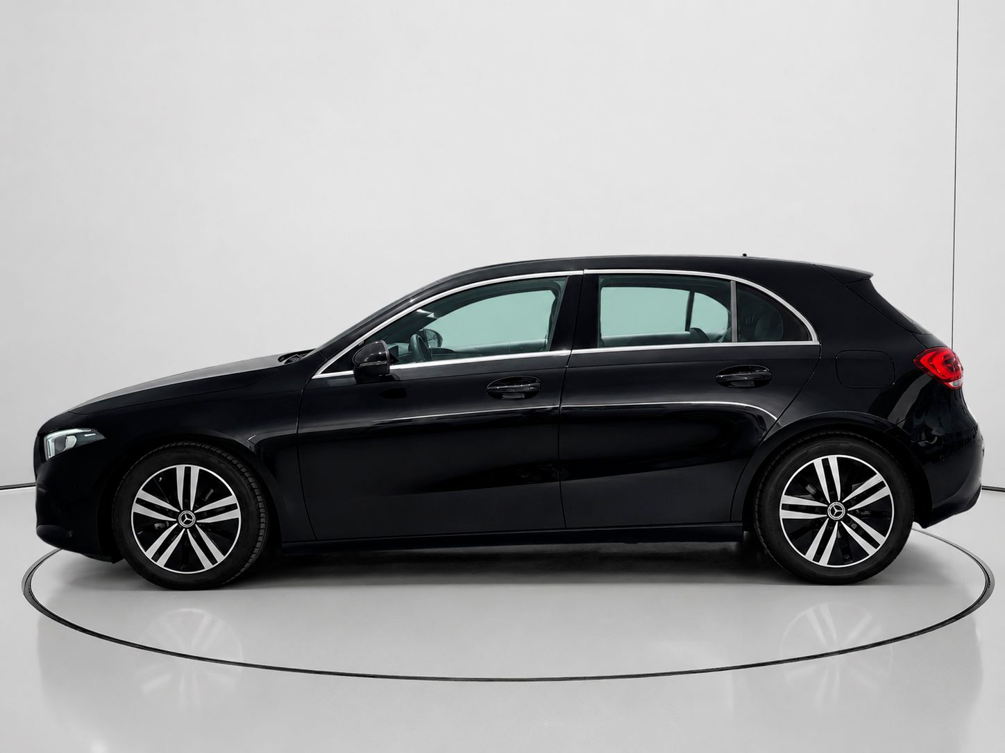 Mercedes-Benz Clase A 180 - foto 6