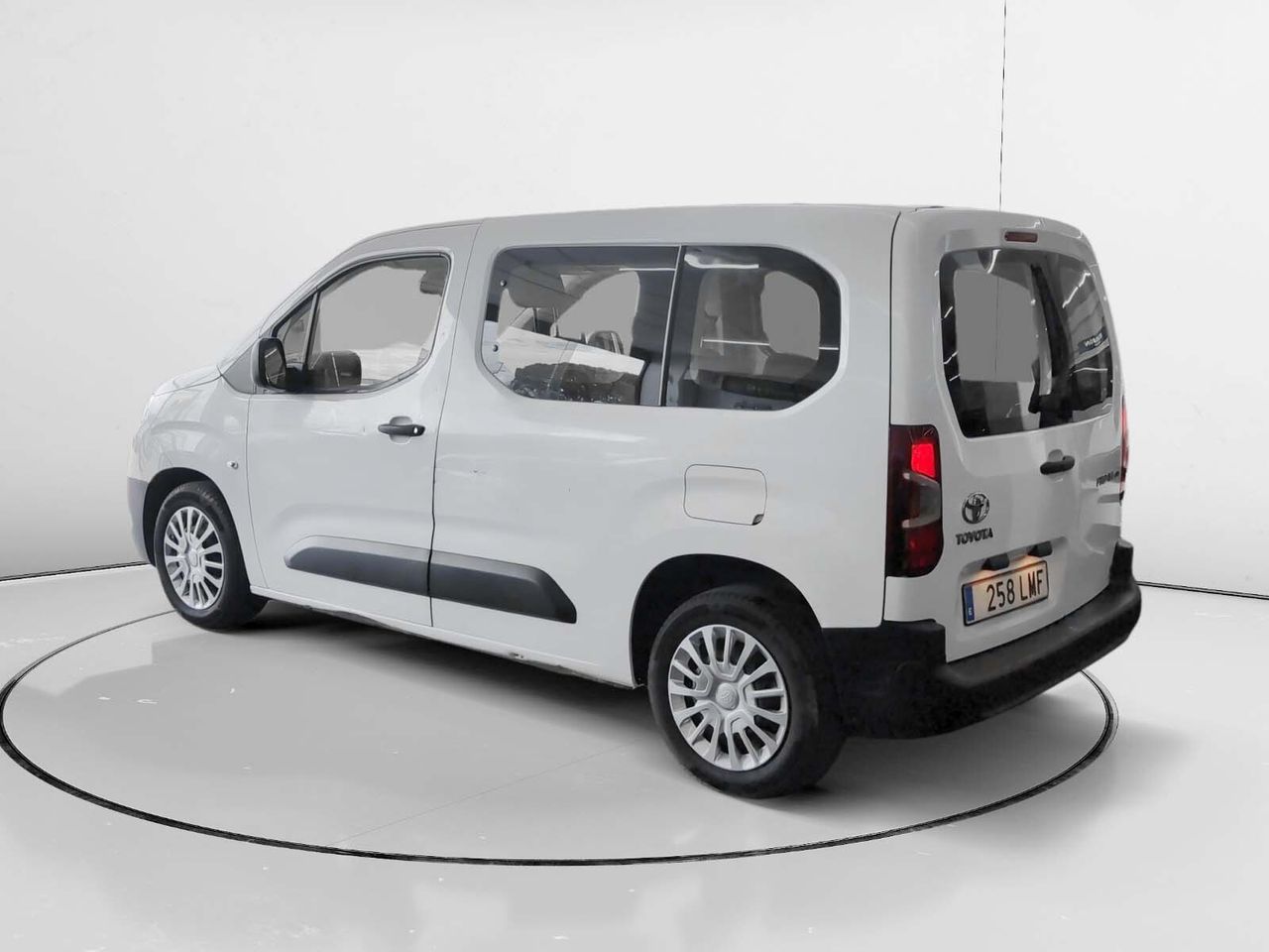 Toyota Proace City 1.5D GX L1 - foto 4