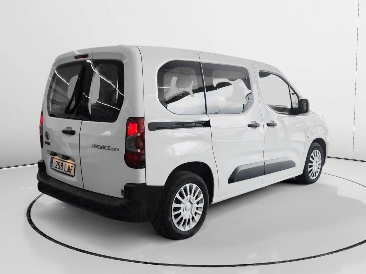 Toyota Proace City 1.5D GX L1 - foto 2