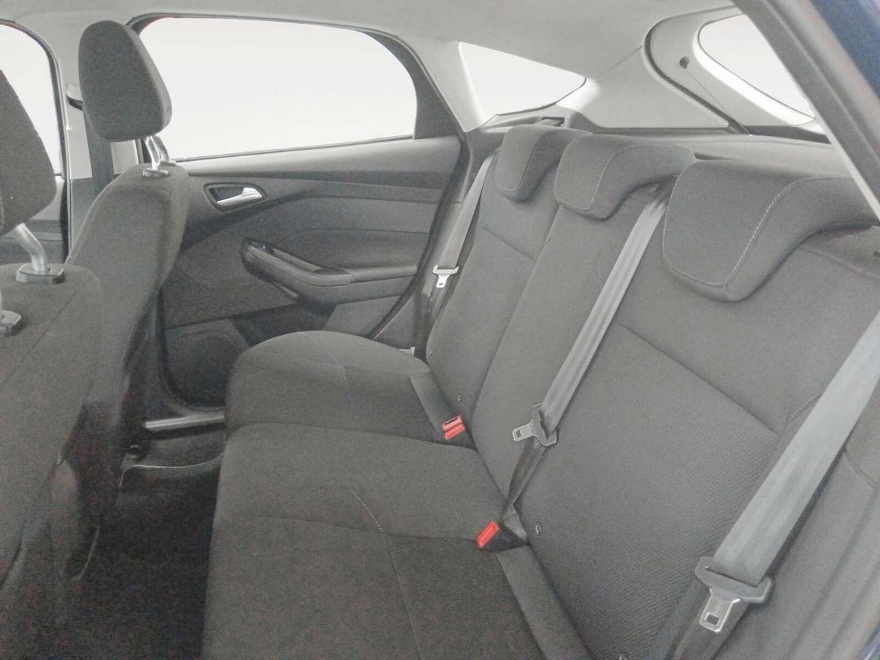 Ford Focus 1.6 TI-VCT Trend+ - foto 12