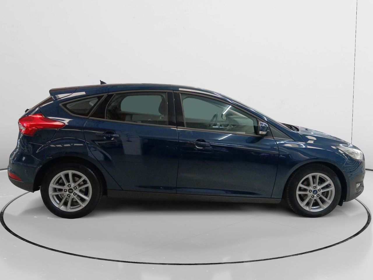 Ford Focus 1.6 TI-VCT Trend+ - foto 2