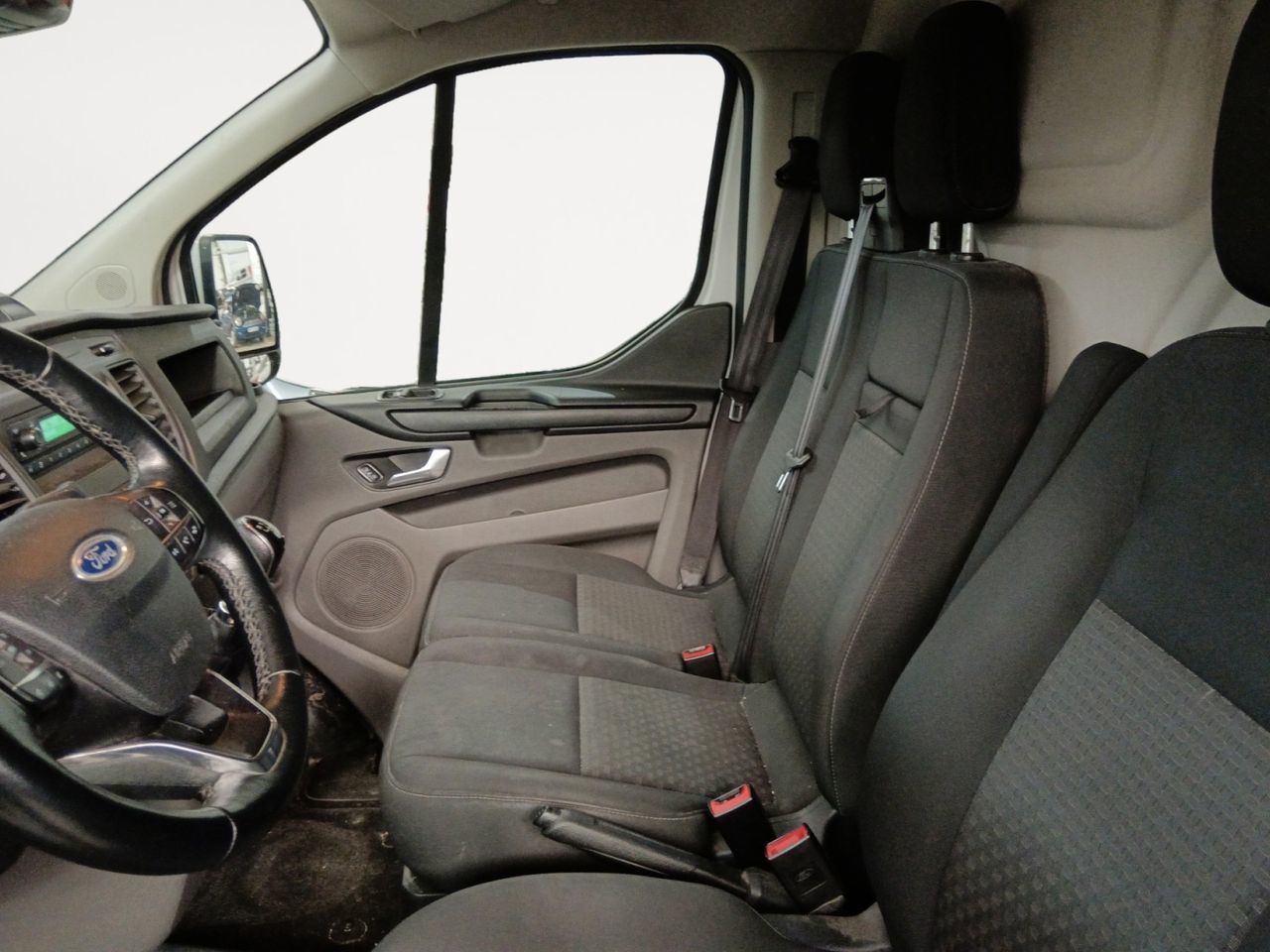 Ford Transit Custom Furgon 2.0 TDCi MHEV 280 L1 Trend - foto 8